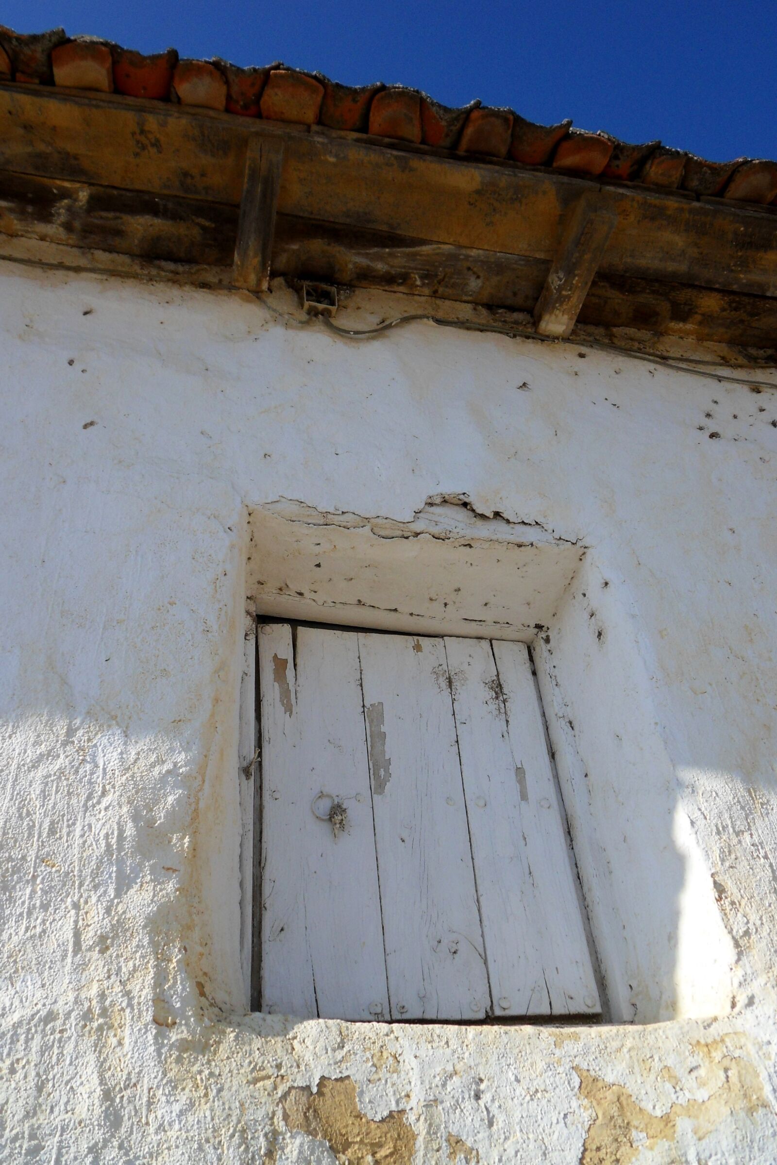 Samsung WB500, WB510 / VLUU WB500 /  HZ10W sample photo. Window, house, spain photography