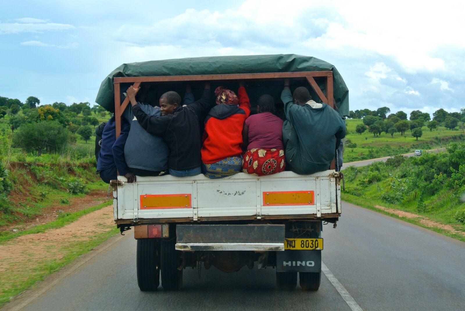 Nikon 1 V1 sample photo. Africa, lorry, transport photography