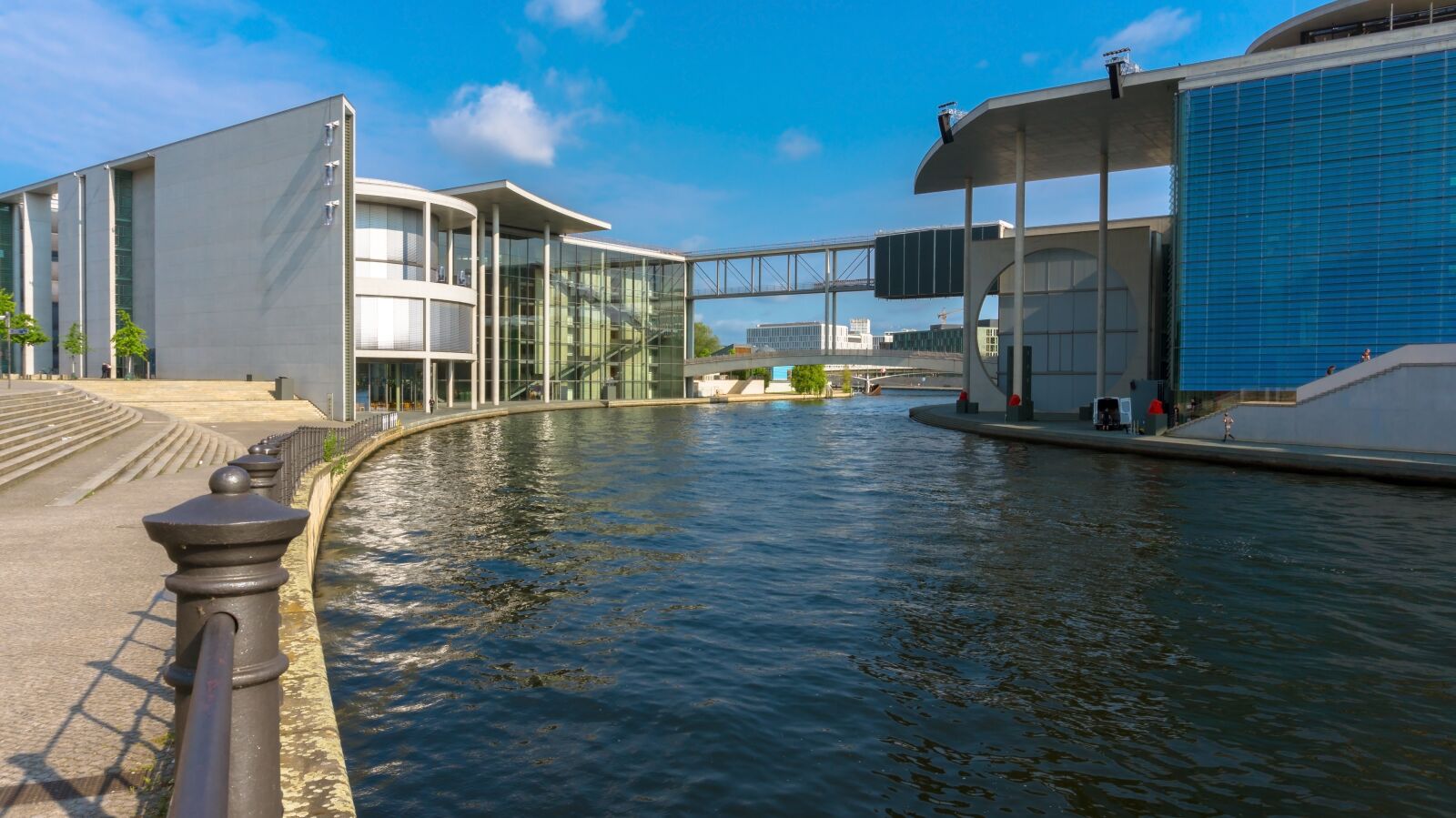 Sony Alpha a5000 (ILCE 5000) sample photo. Waters, architecture, sky photography
