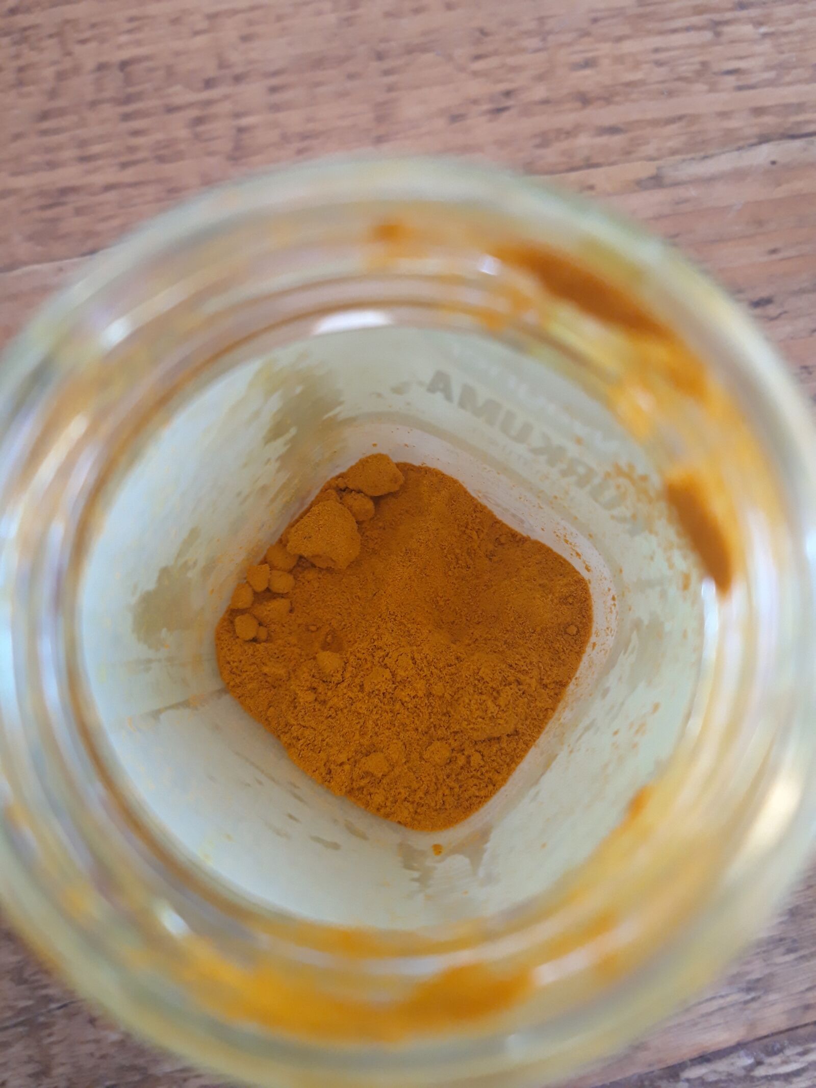Samsung Galaxy A6 sample photo. Turmeric, spice, spice jar photography