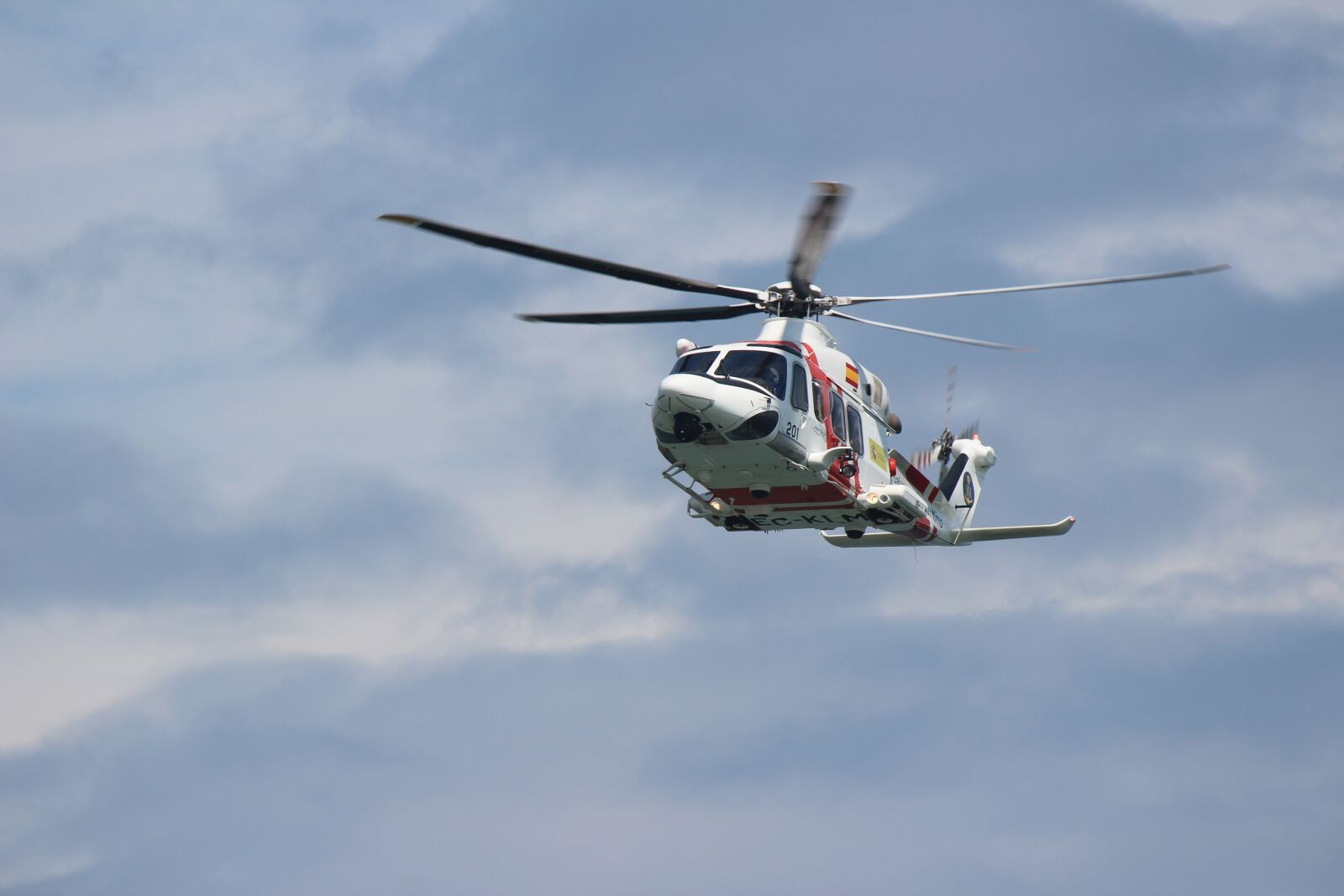 Canon EOS 600D (Rebel EOS T3i / EOS Kiss X5) sample photo. Helicopter, display, propeller photography