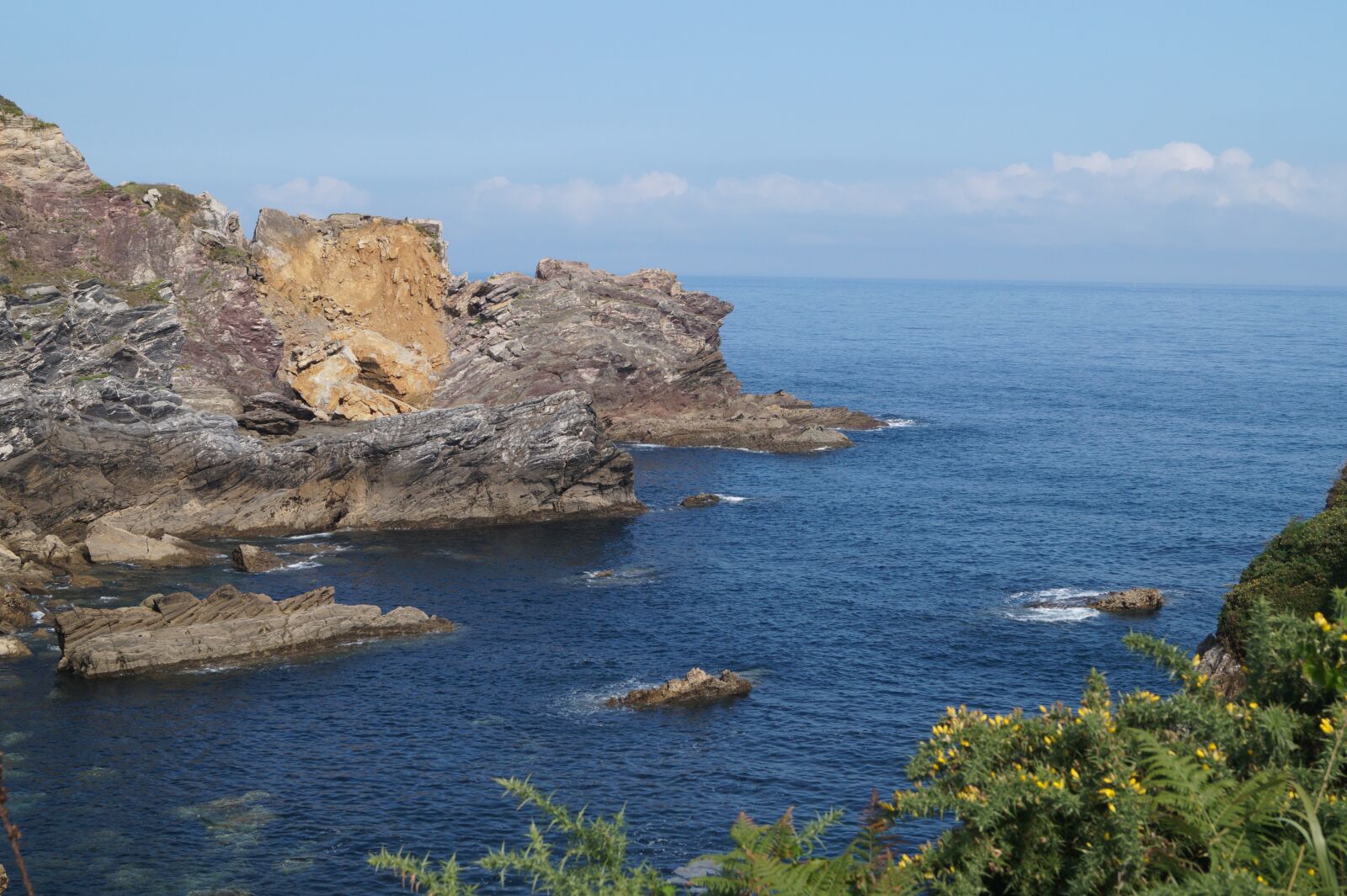 Sony DT 18-55mm F3.5-5.6 SAM II sample photo. Beach, sea, ocean photography