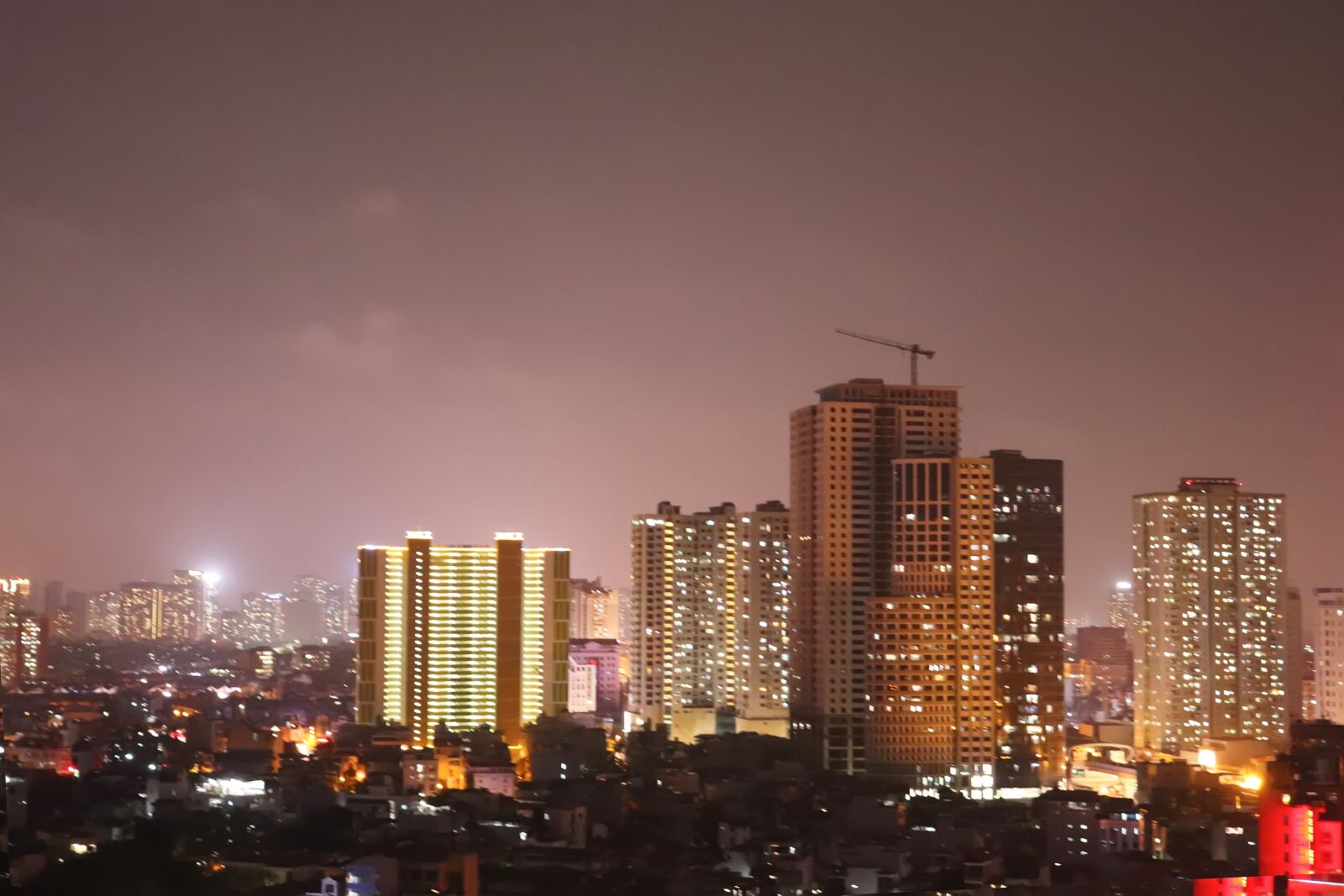 Canon EOS 77D (EOS 9000D / EOS 770D) + Canon EF-S 18-55mm F3.5-5.6 IS STM sample photo. Hanoi, summer night, samsora photography