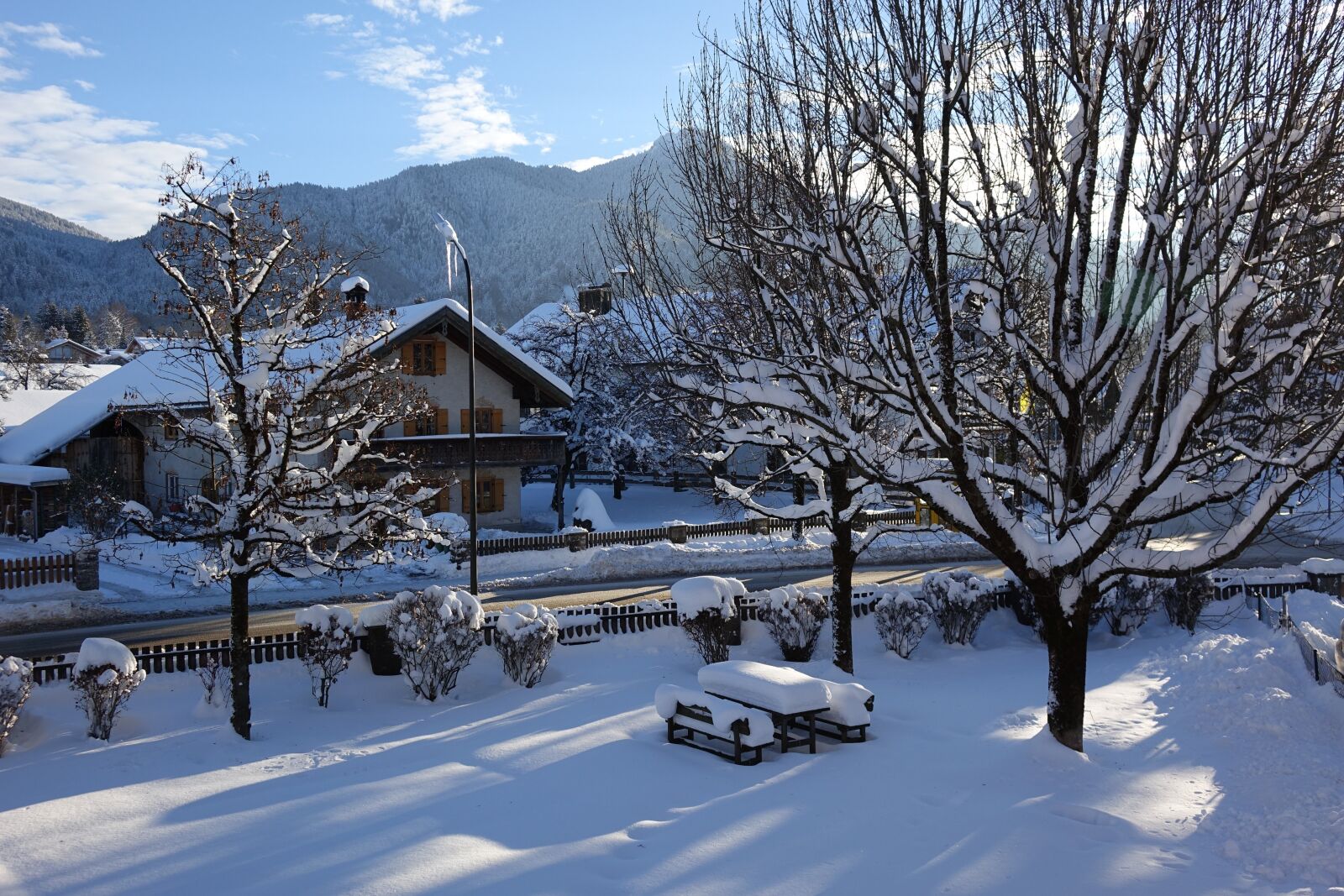 Sony Cyber-shot DSC-RX10 sample photo. Snow, bavaria, winter photography