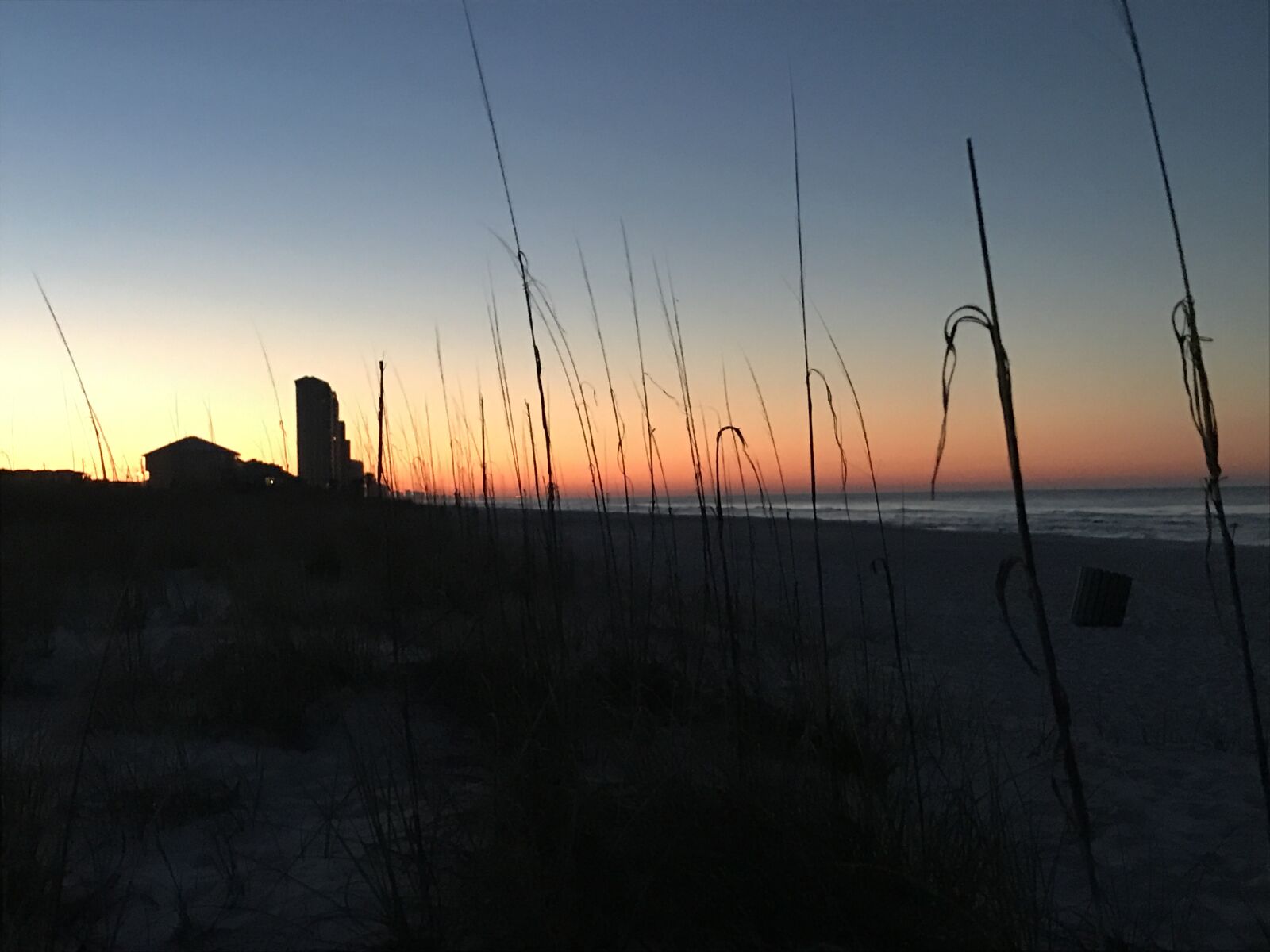 iPhone 7 back camera 3.99mm f/1.8 sample photo. Beach, sunrise photography