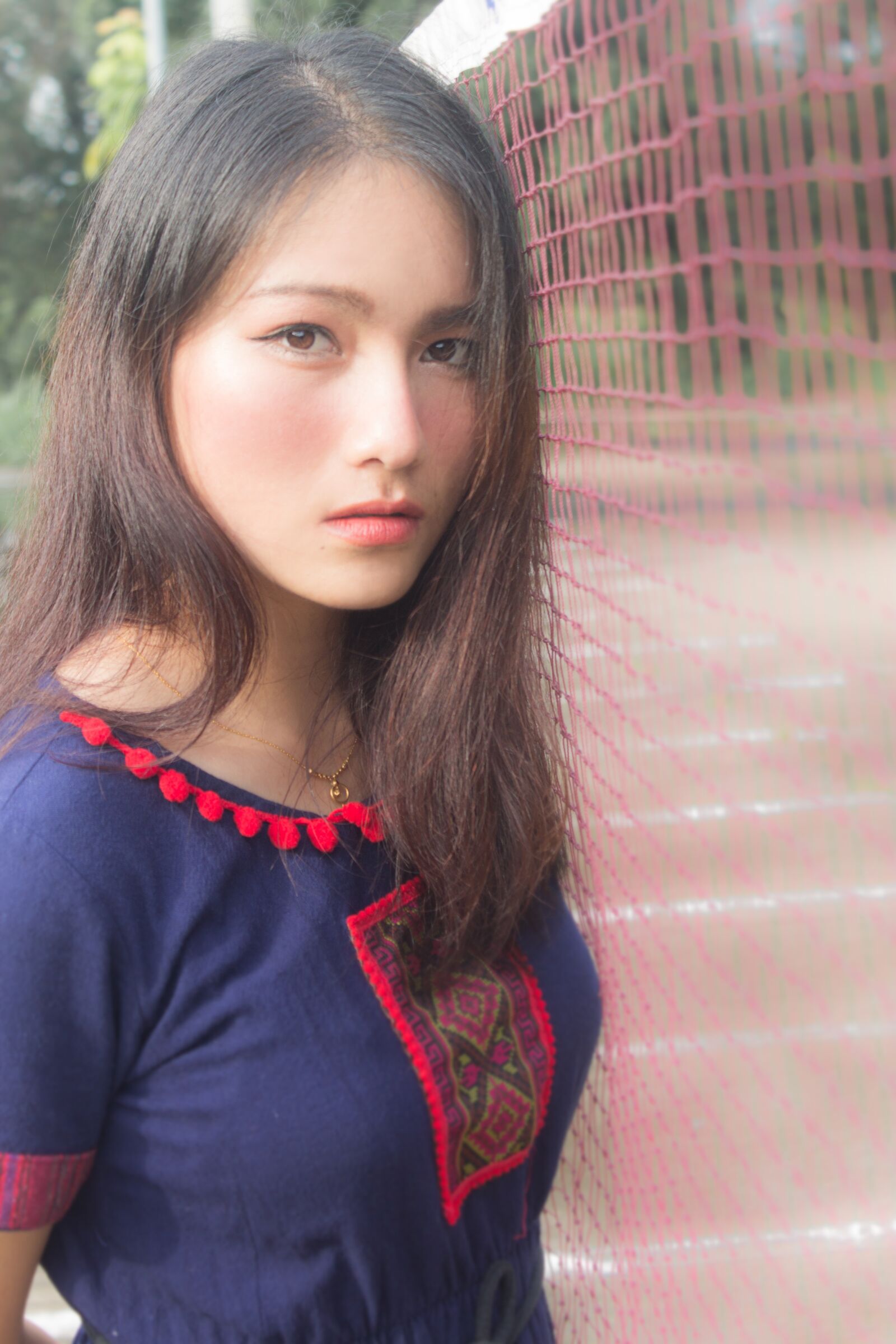 Canon EOS 1100D (EOS Rebel T3 / EOS Kiss X50) sample photo. Sunset, beautiful woman, vintage photography