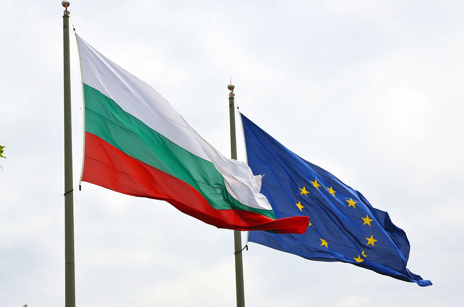Nikon D5100 sample photo. Flags, bulgaria, european union photography