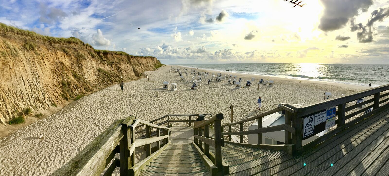 iPhone SE back camera 4.15mm f/2.2 sample photo. Sylt, meer, beach photography