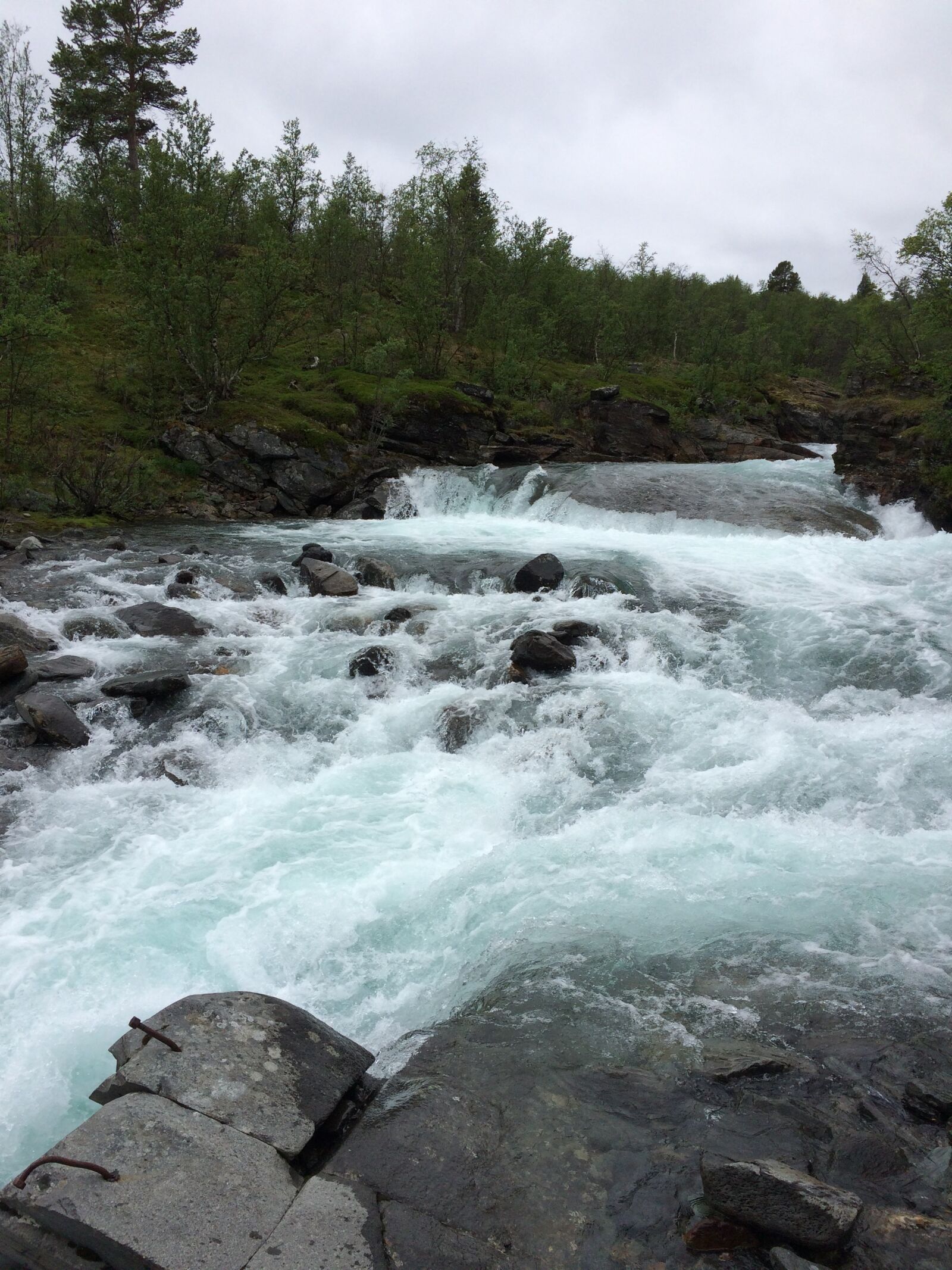 iPhone 5s back camera 4.15mm f/2.2 sample photo. Abisko, mountain rapids, water photography