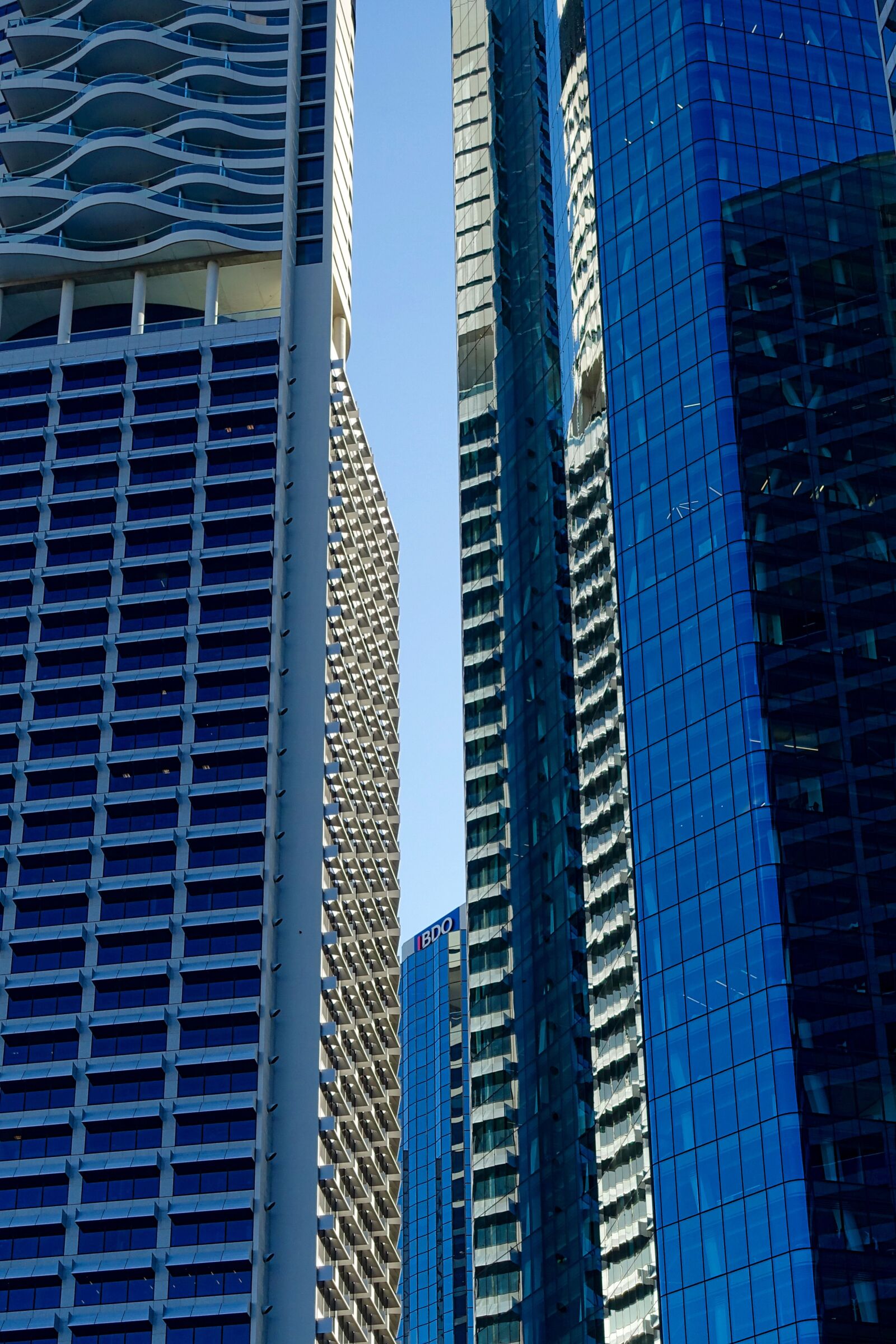 Sony Cyber-shot DSC-RX100 III sample photo. Skyscraper, buildings, city photography