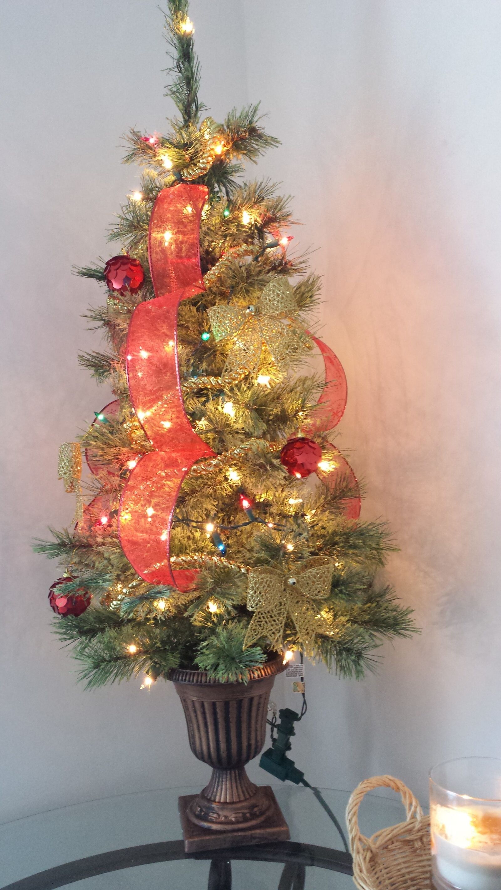 Samsung Galaxy S4 sample photo. Christmas tree, light, celebration photography