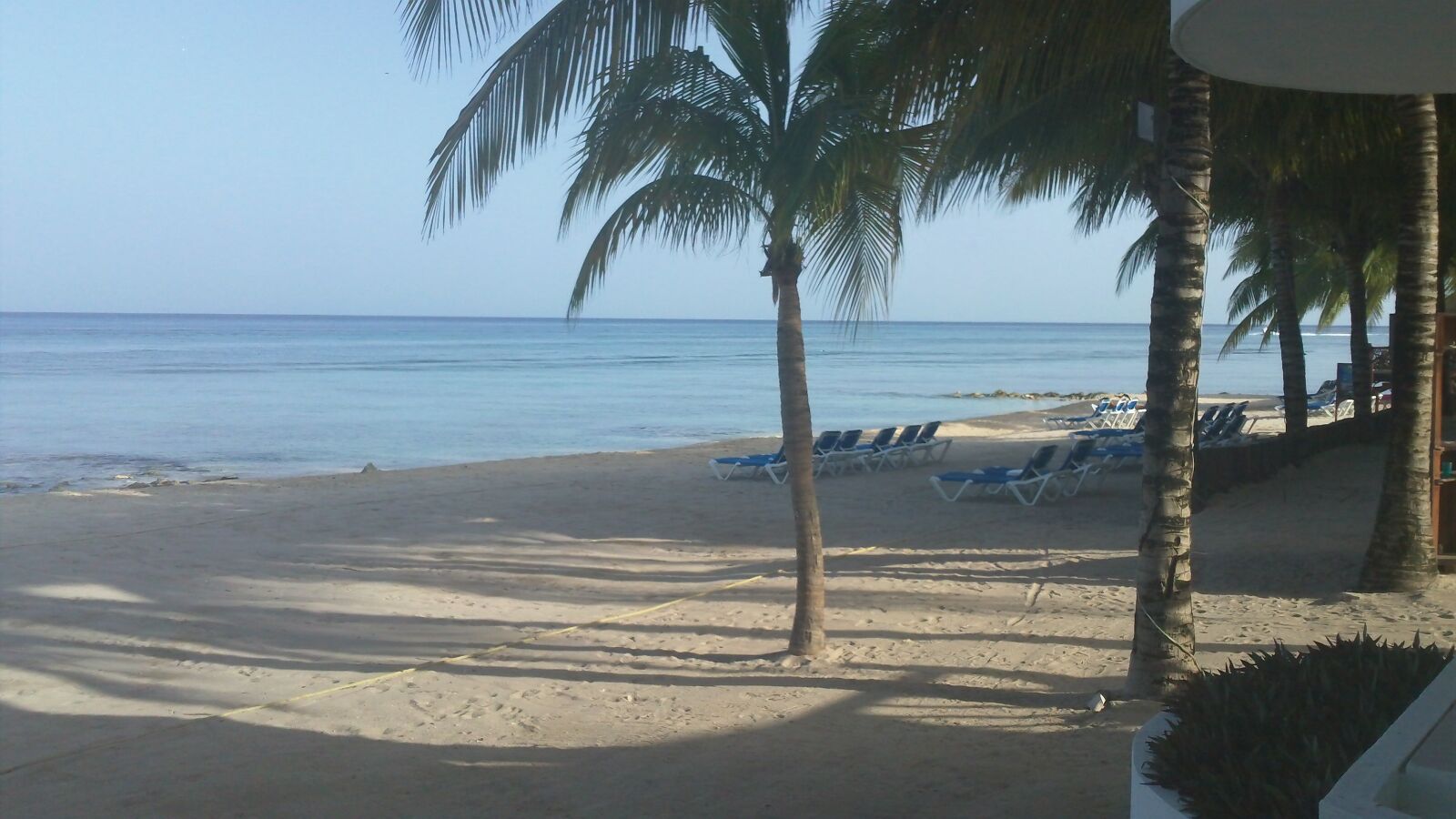 Kodak PLAYSPORT VIDEO CAMERA, ZX3 sample photo. Tropical, ocean, sand photography