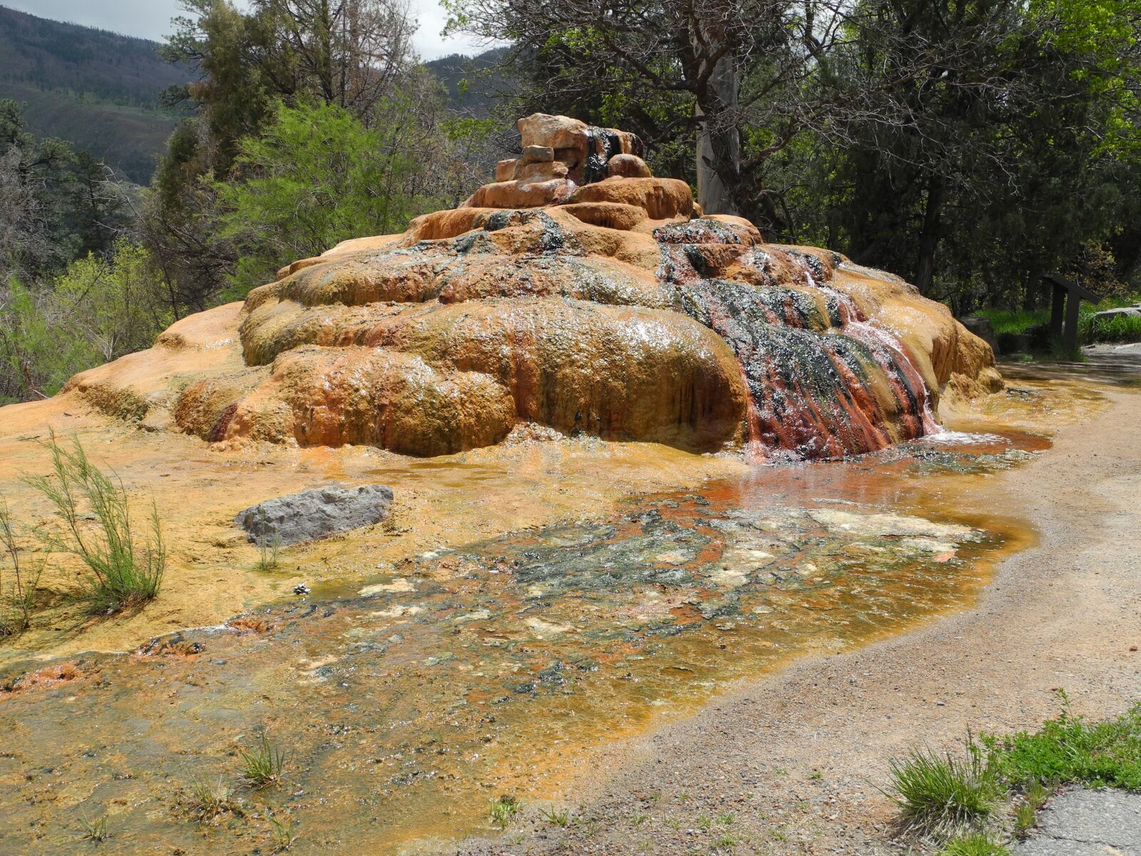 Nikon Coolpix P7000 sample photo. Pinkerton hot spring, san photography