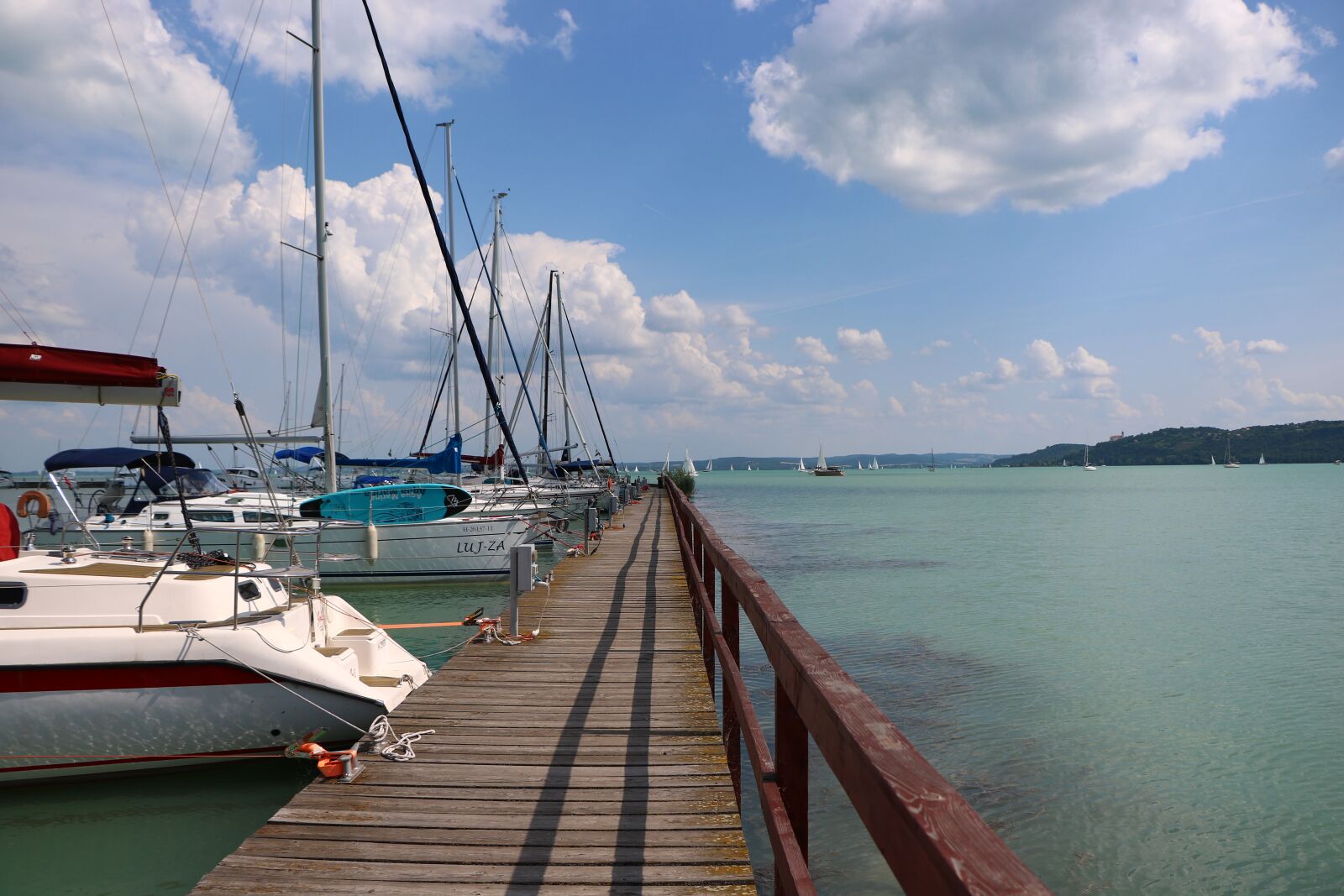 Canon EOS 760D (EOS Rebel T6s / EOS 8000D) sample photo. Pier, ship, sailing photography