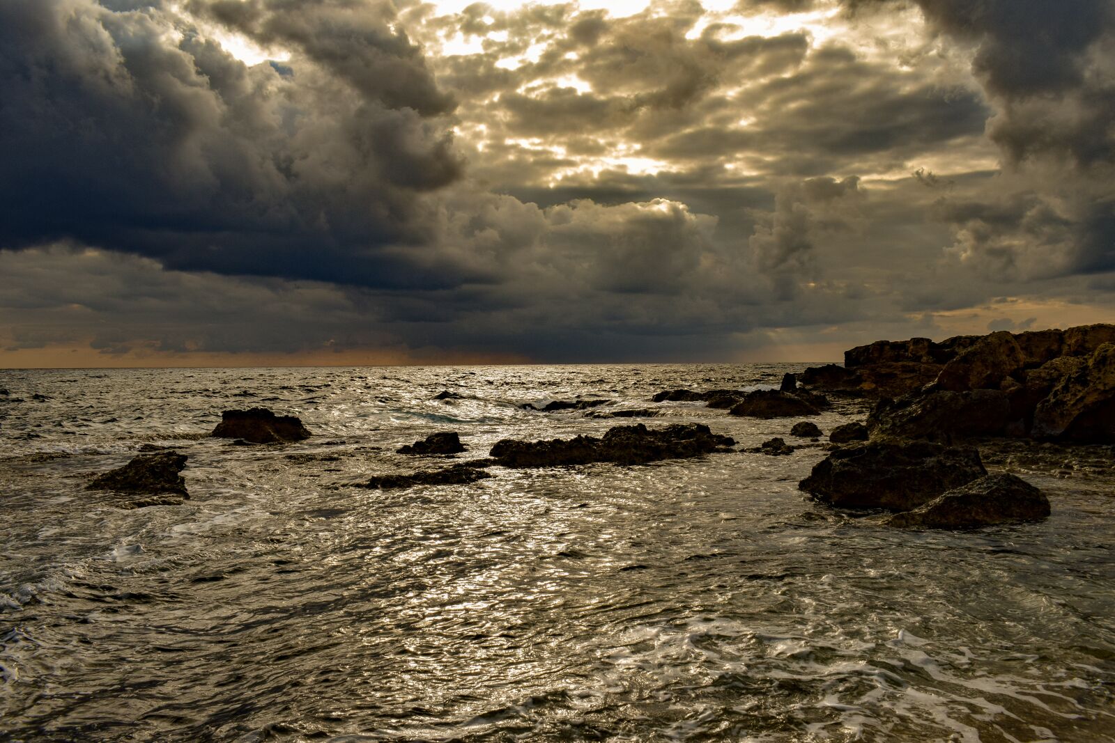 Nikon D3300 sample photo. Rocky coast, sea, waves photography