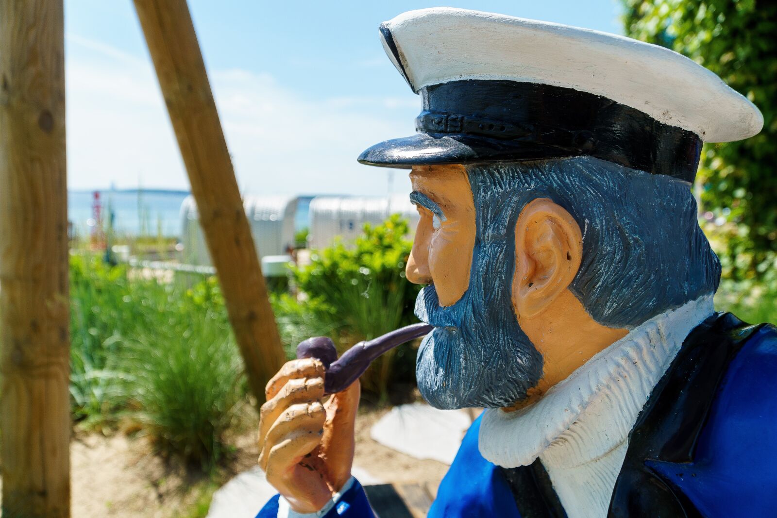 Sony a6000 + Sony E PZ 18-105mm F4 G OSS sample photo. Captain, eckernförde, pipe photography