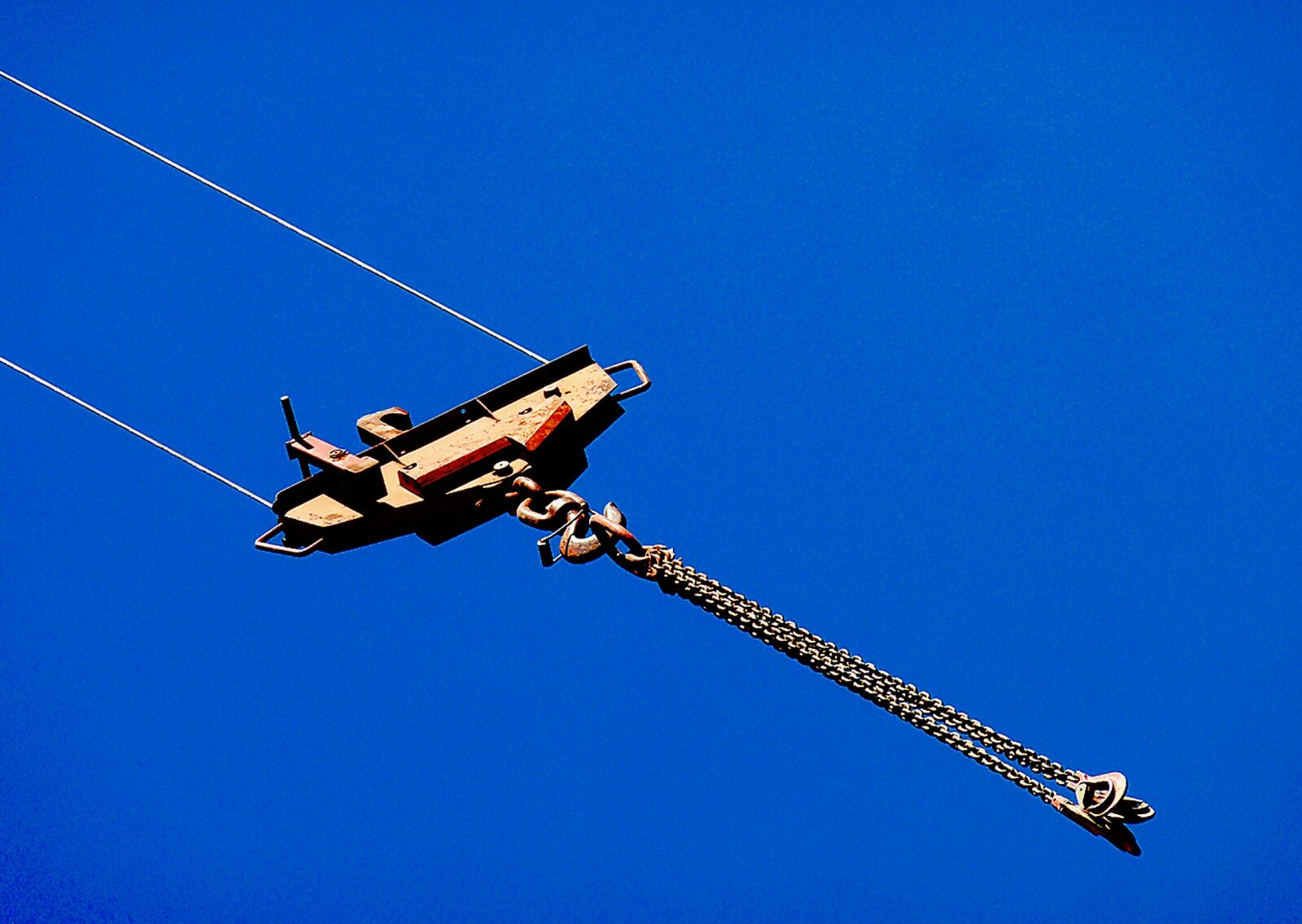 Panasonic DMC-TZ7 sample photo. Hook, hoist, industrial plant photography