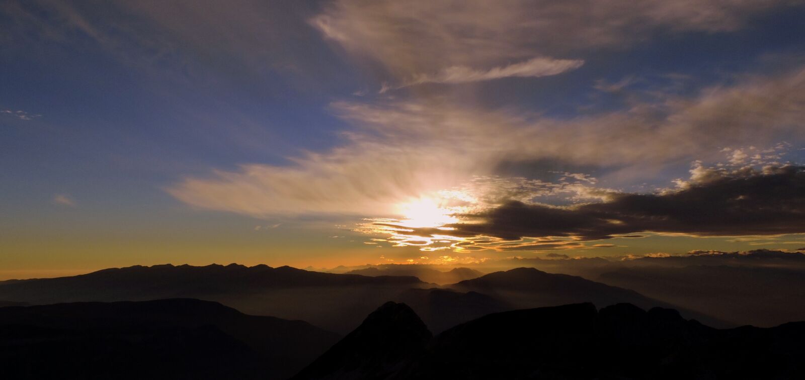 Nikon Coolpix P600 sample photo. Sunset, mountain, carega photography