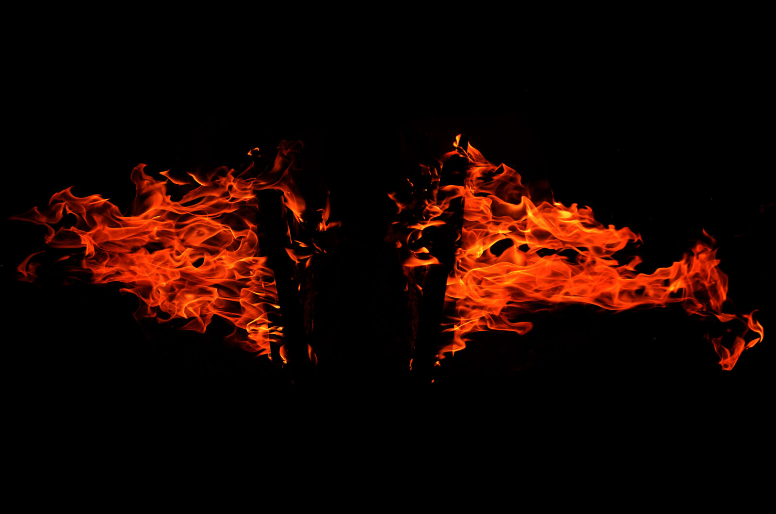 Nikon D5100 sample photo. Black, burn, camping, danger photography