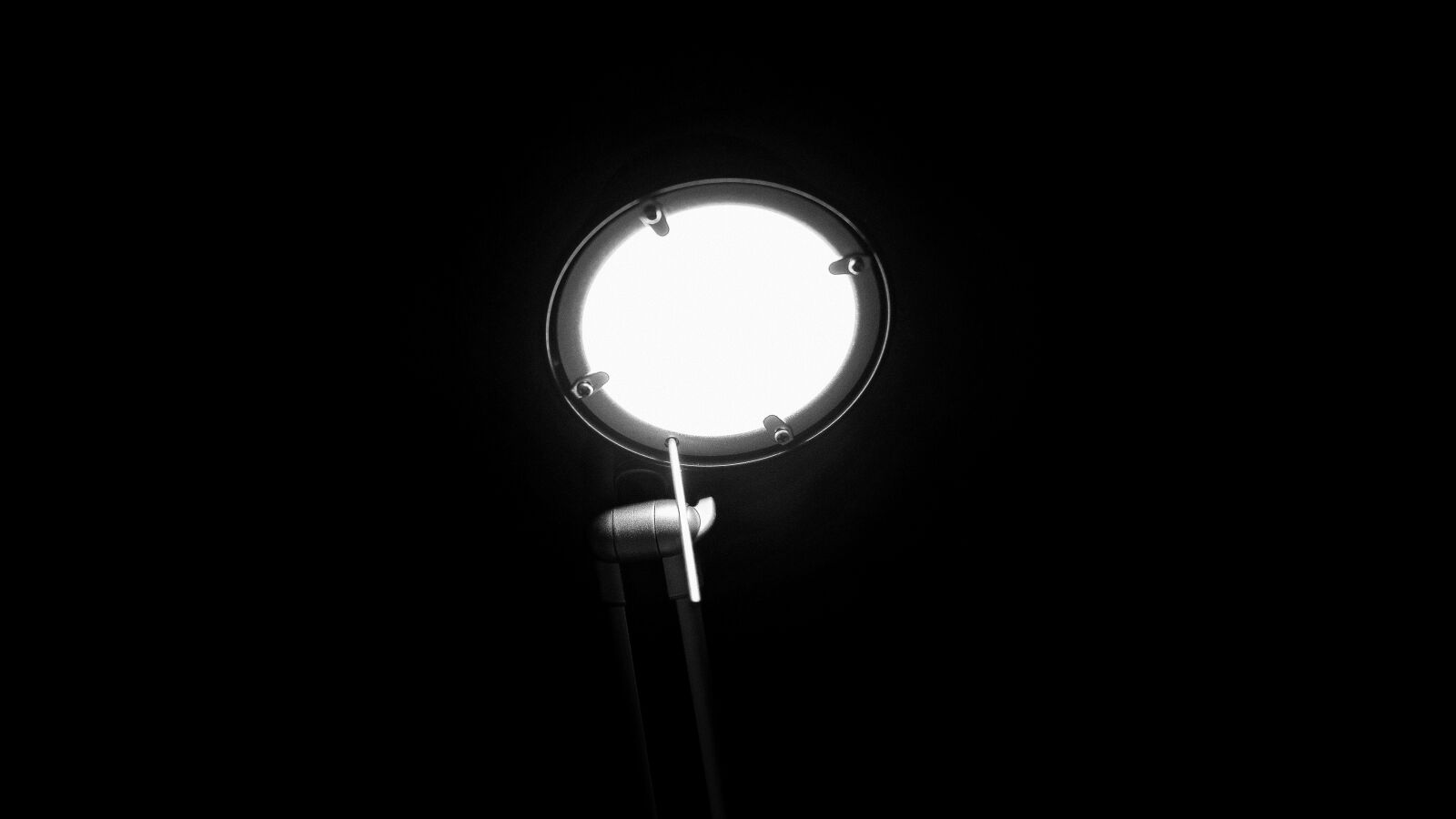 Fujifilm X-T2 sample photo. Black, and, white, light photography