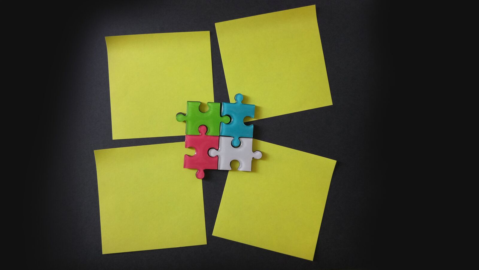 SHIFT 6M sample photo. Puzzle, four, post-it photography