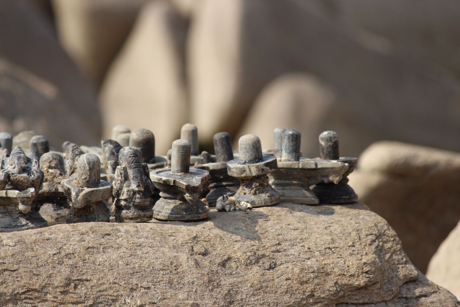 Canon EOS 700D (EOS Rebel T5i / EOS Kiss X7i) sample photo. Idols, tourism, gods photography