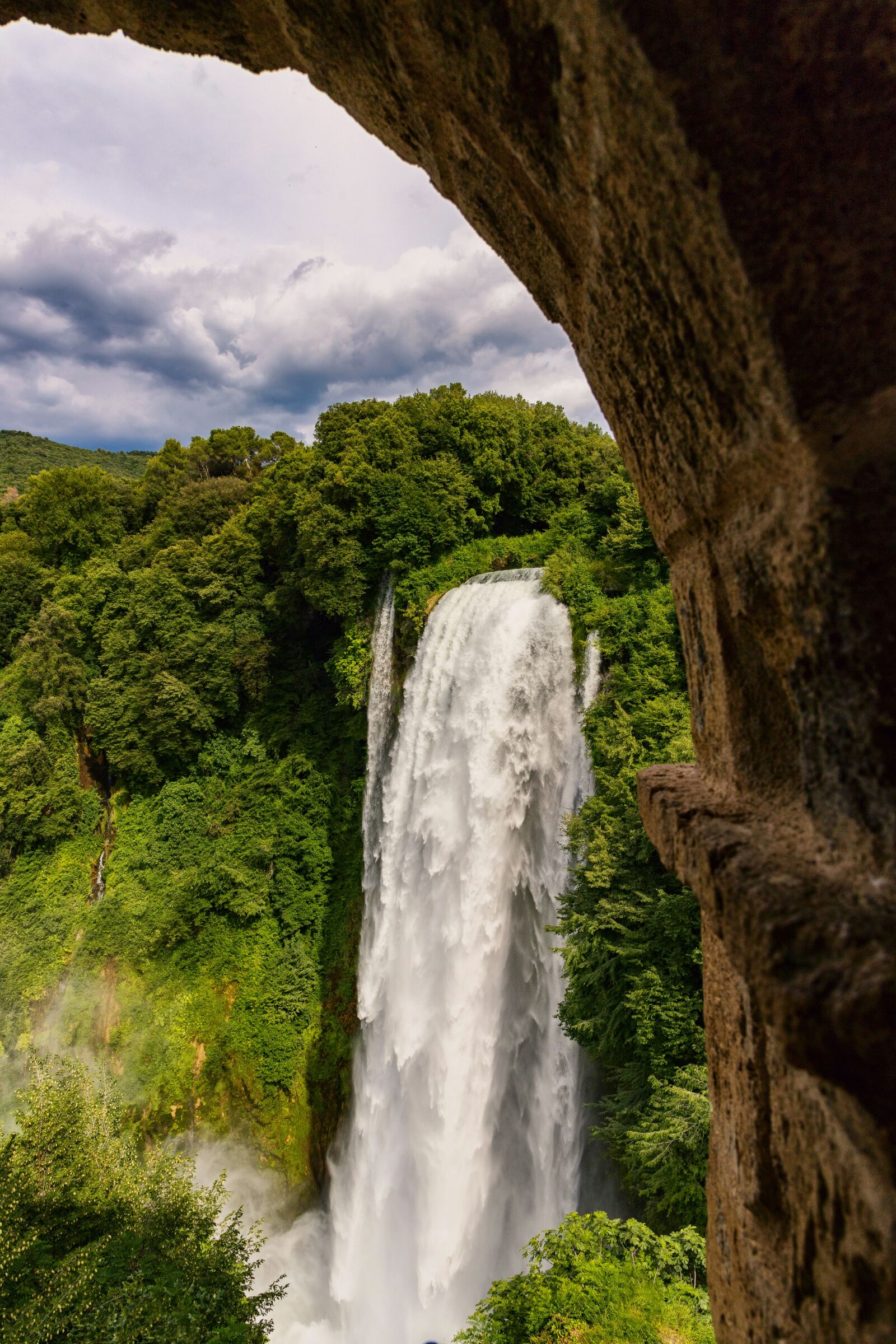 Canon EF 24-105mm F4L IS II USM sample photo. Italy, umbria, landscape photography