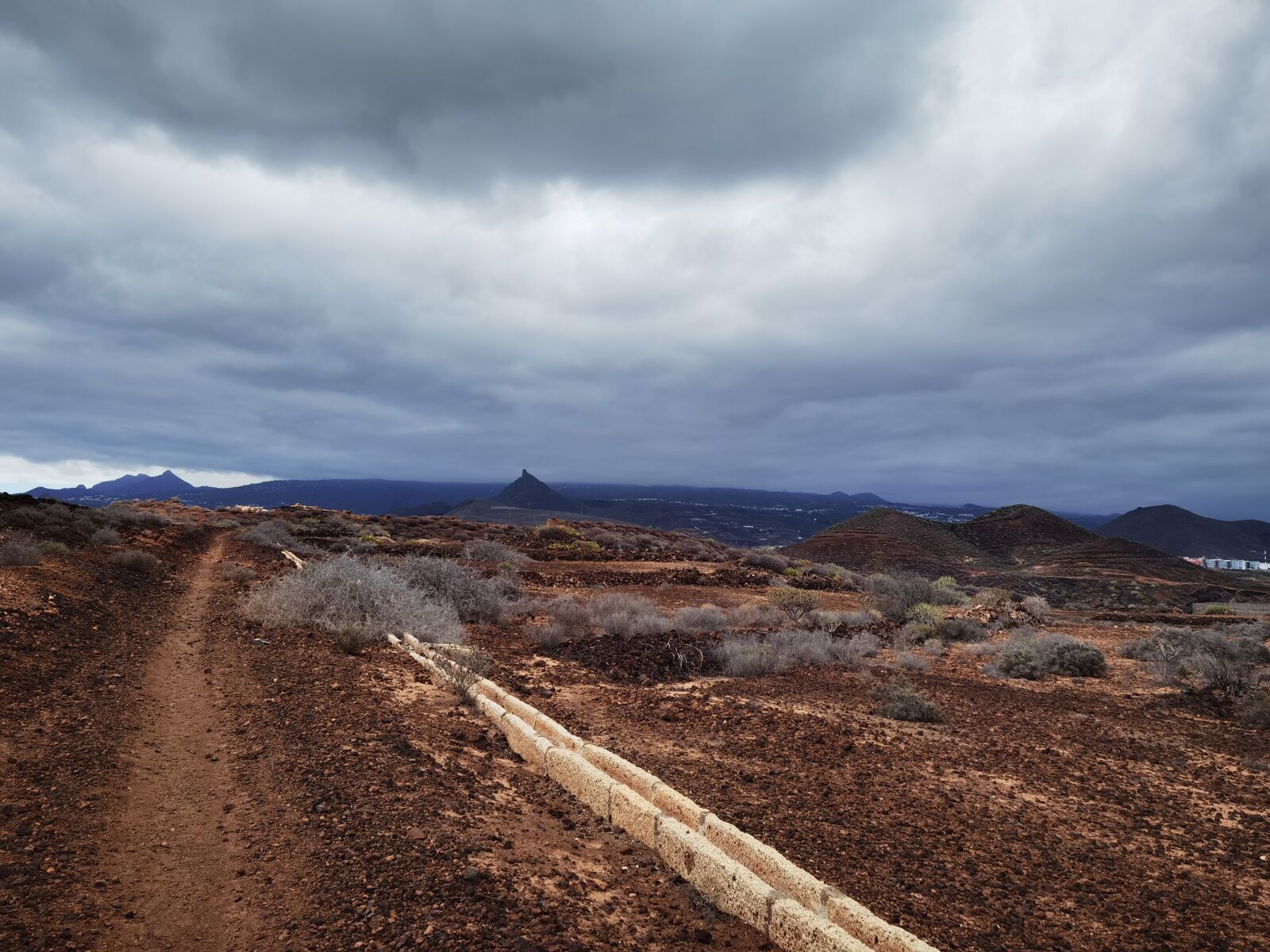 HUAWEI ELS-NX9 sample photo. Tenerife sky, clouds, desert photography