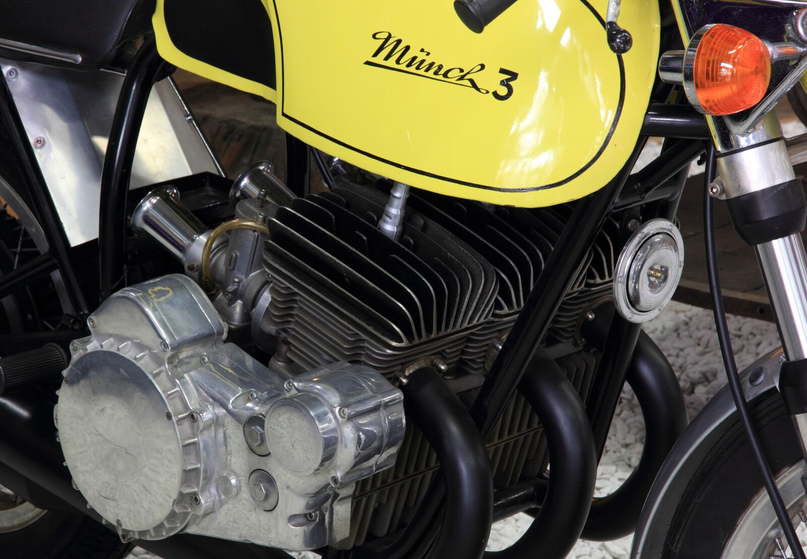 Canon EOS 550D (EOS Rebel T2i / EOS Kiss X4) sample photo. Motorcycle, germany, speyer photography