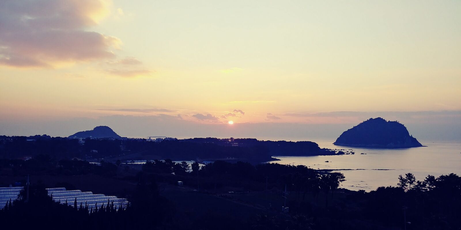 LG G6 sample photo. Sunrise, sea, morning photography
