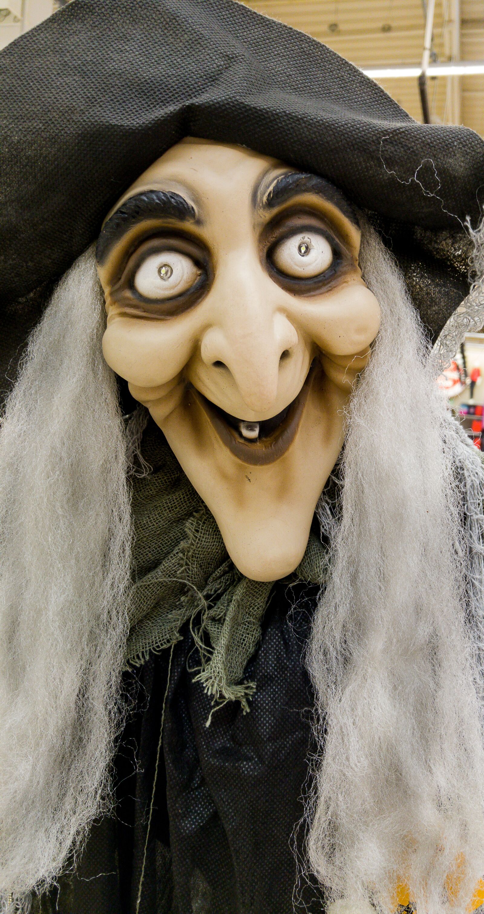LG G4 sample photo. Witch, halloween, ghost photography