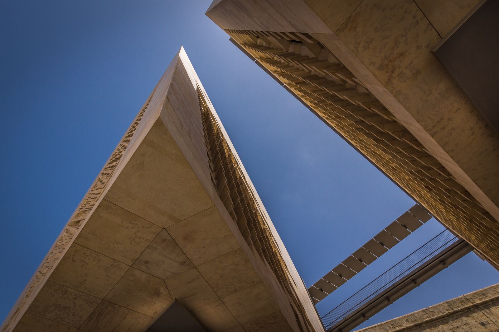 Sony SLT-A77 + 10-20mm F3.5 sample photo. Malta, parliament, architecture photography