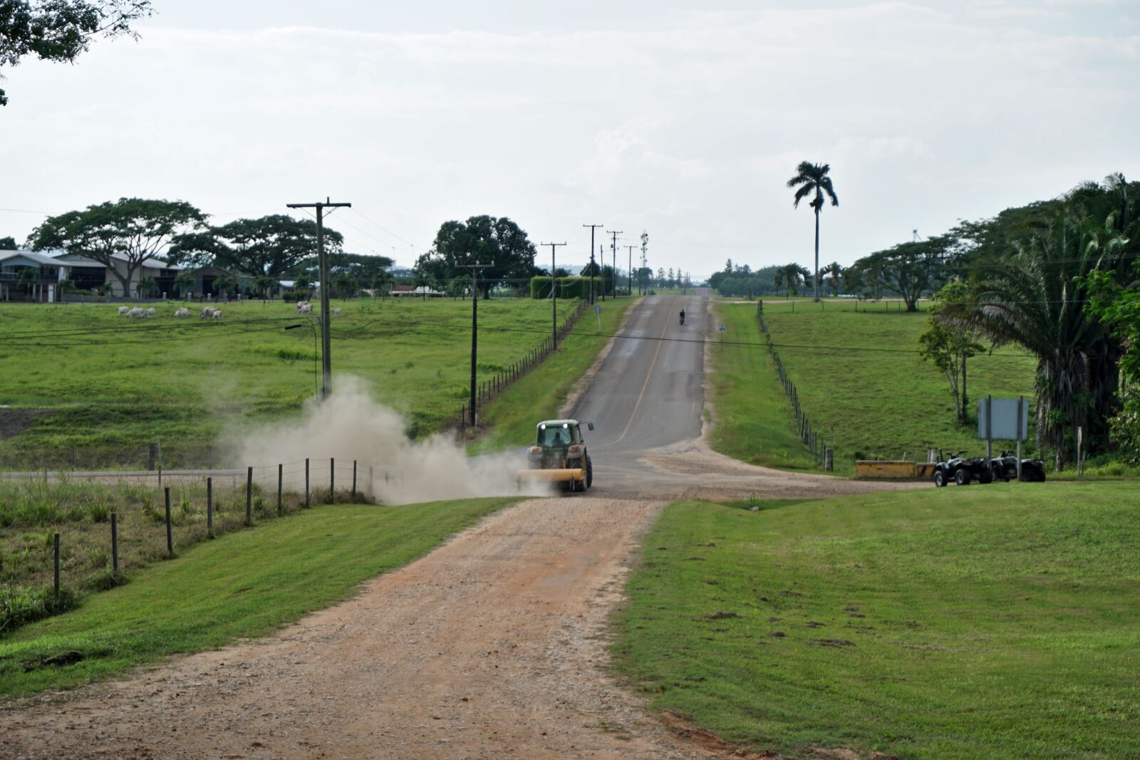 Sony E 16-50mm F3.5-5.6 PZ OSS sample photo. Tractor, road cleaning, construction photography