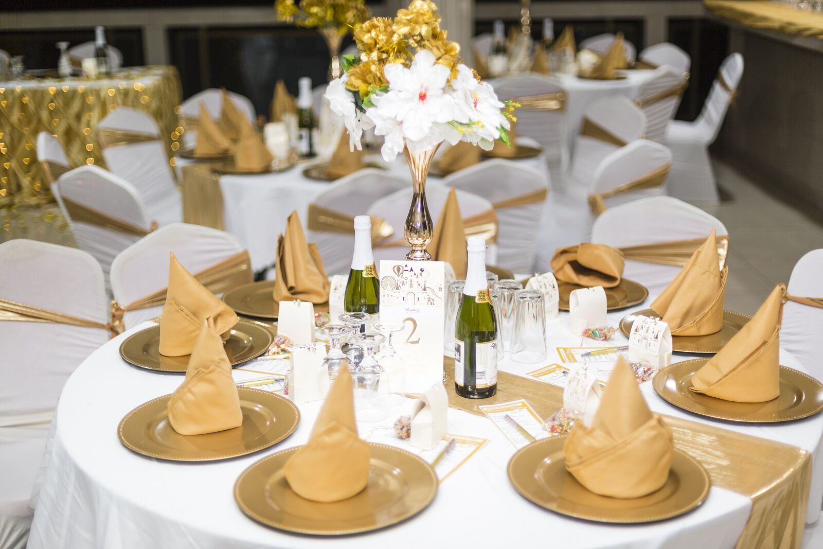 Canon EF 50mm F1.4 USM sample photo. Wedding, table, event photography