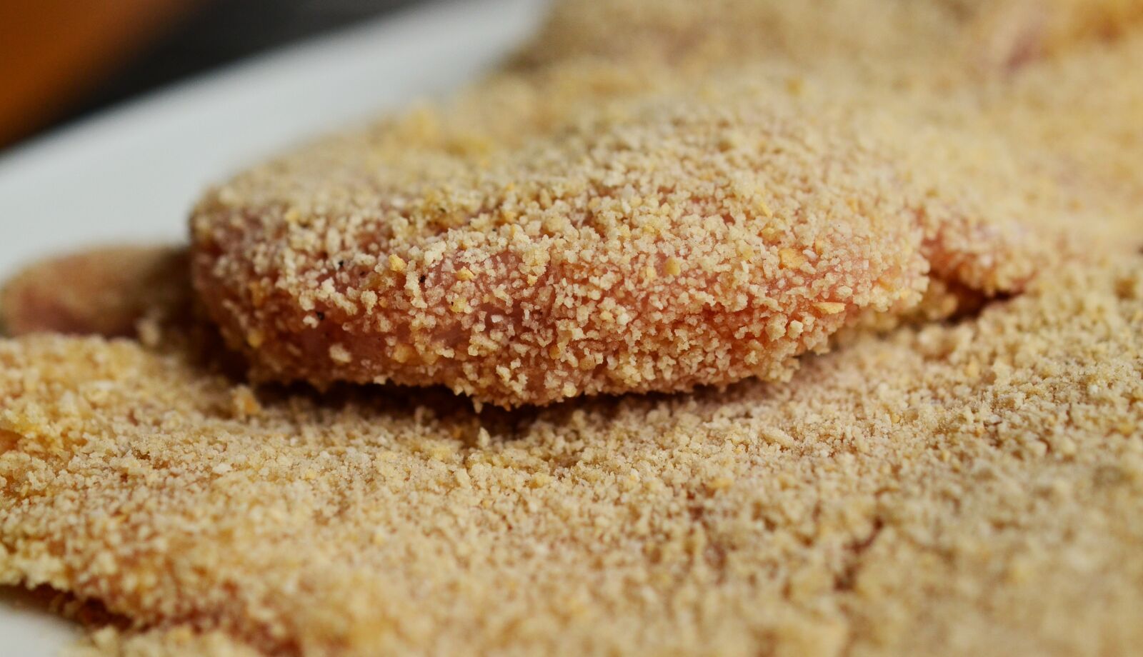 Nikon D5100 sample photo. Schnitzel, breading, breaded photography