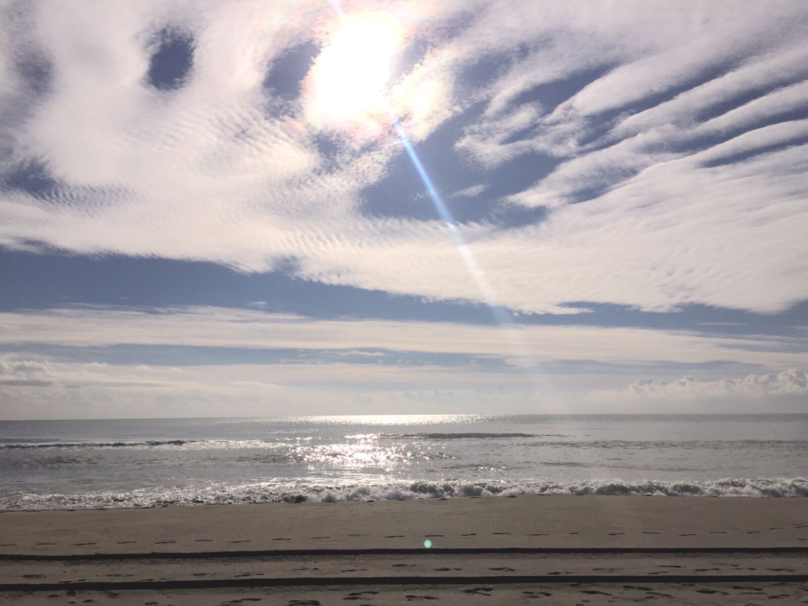 Apple iPhone 6 sample photo. Sea, beach, sun photography