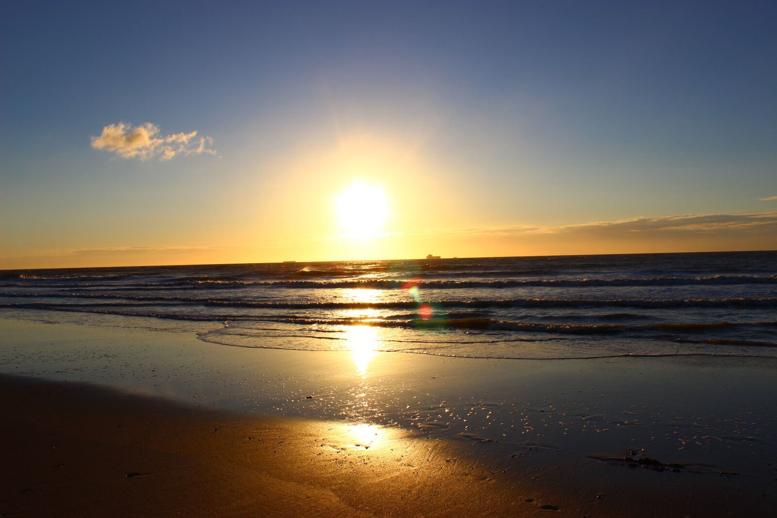 Canon EOS 600D (Rebel EOS T3i / EOS Kiss X5) sample photo. Cadzand-bad, netherlands, holland photography