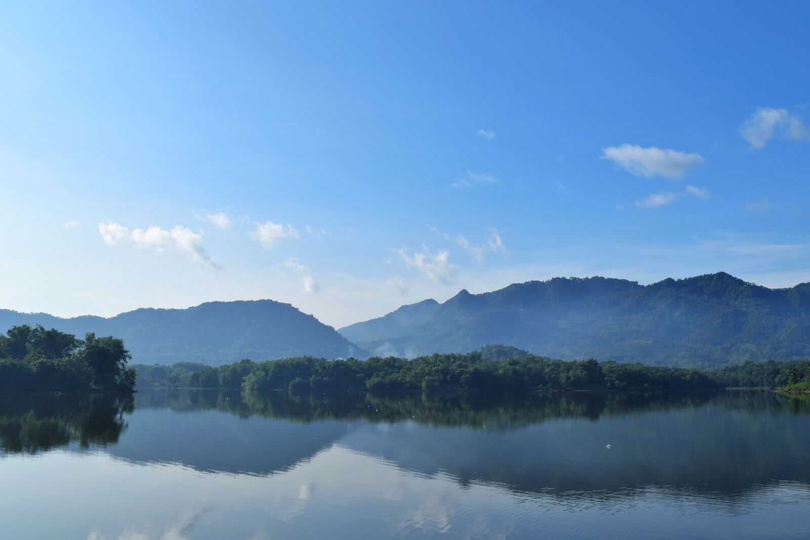 Nikon D5300 sample photo. Landscape, lake, sky photography