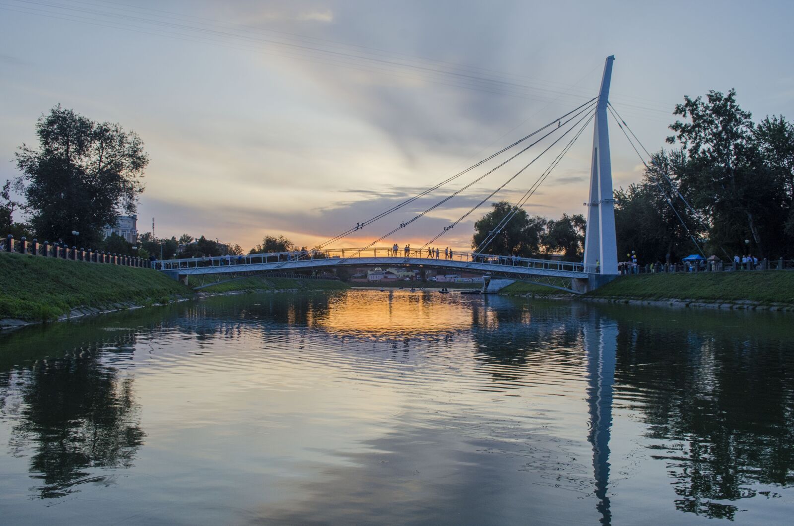 Nikon D5100 sample photo. Sunset, river, beach photography