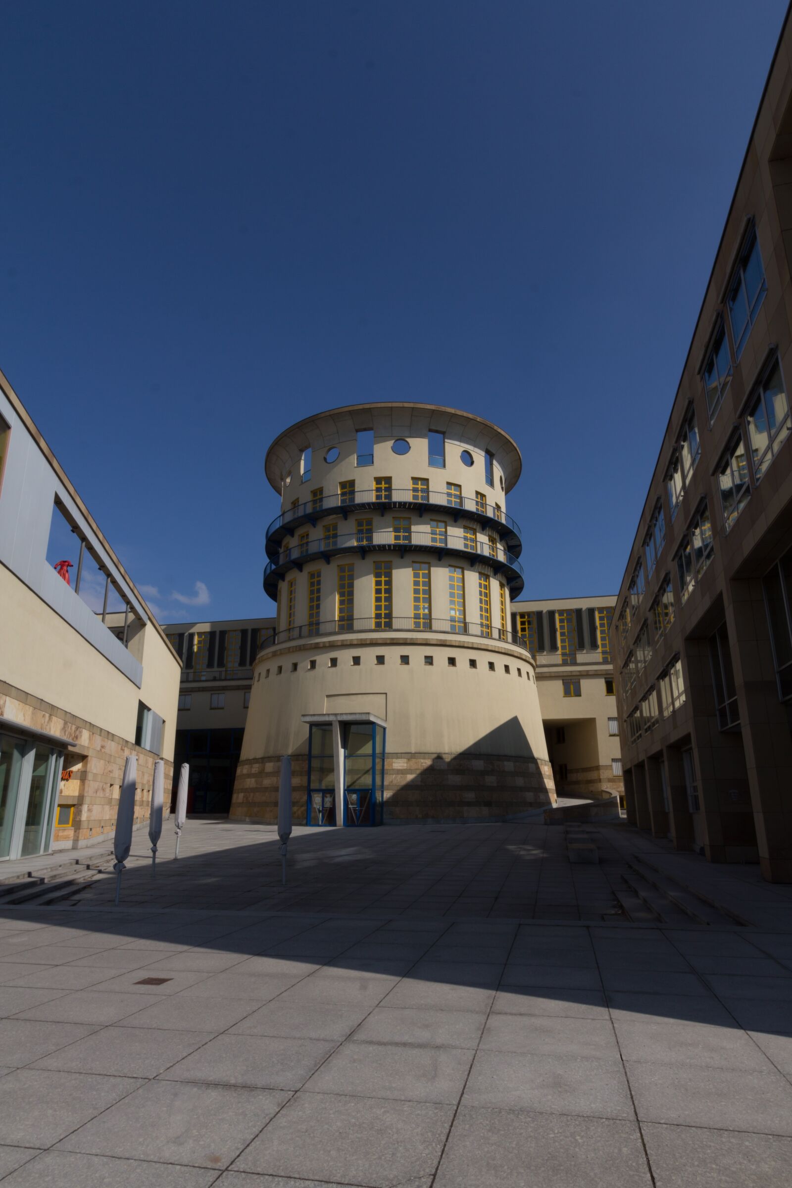 Canon EF-S 10-22mm F3.5-4.5 USM sample photo. Stuttgart, tower, building photography