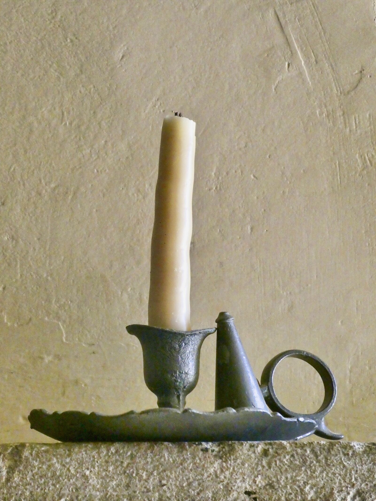 Panasonic Lumix DC-ZS70 (Lumix DC-TZ90) sample photo. Candlestick, classic, antique photography