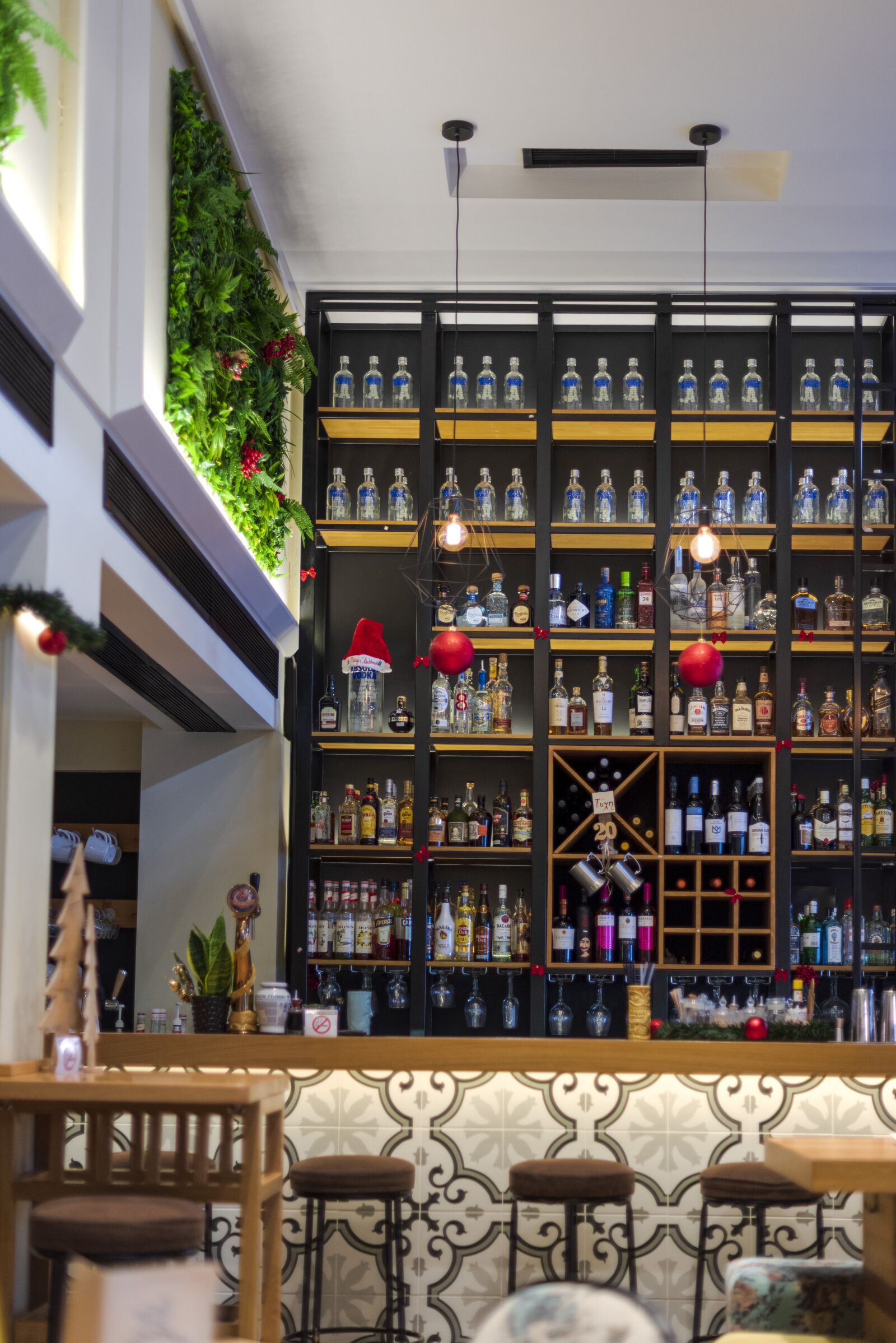 Nikon D750 sample photo. Bar, cafe, restaurant photography