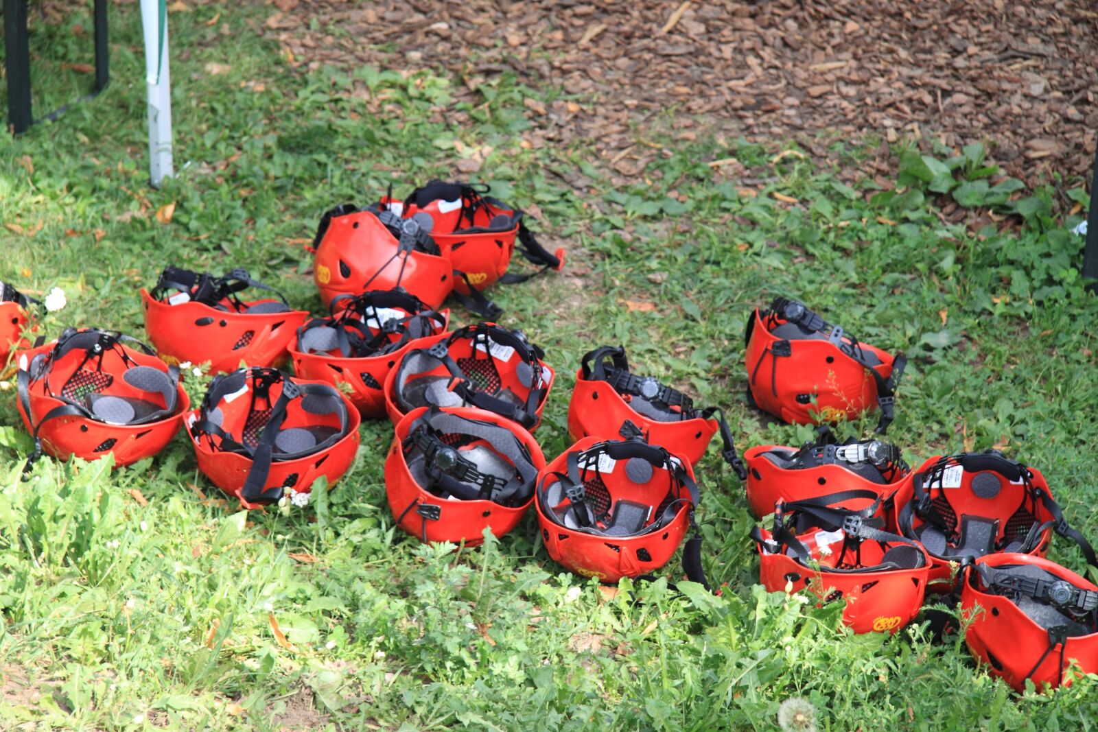 Canon EOS 50D sample photo. Helmets, rafting, red photography