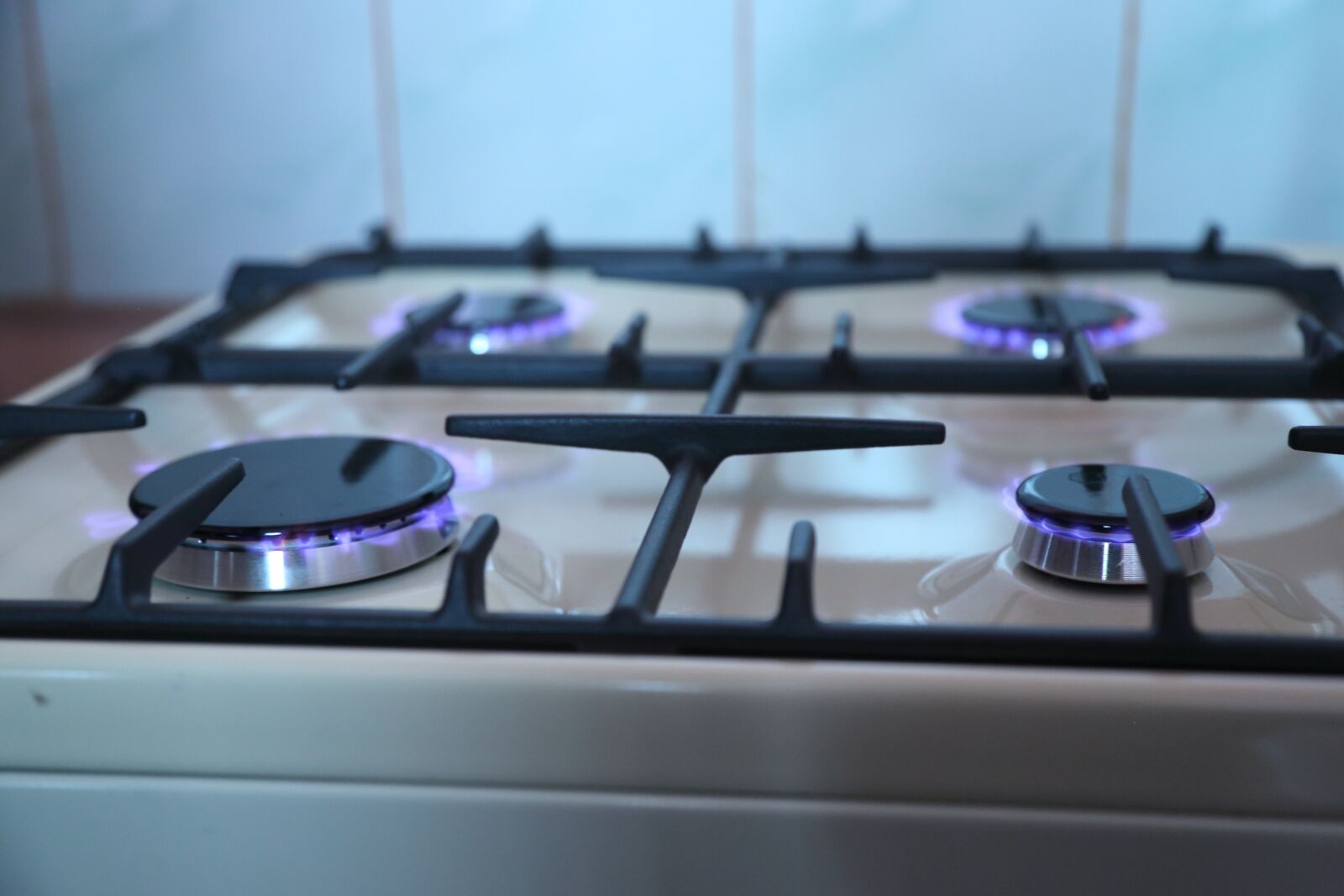 Canon EF 24-105mm F4L IS USM sample photo. Gas stove, gas, fire photography