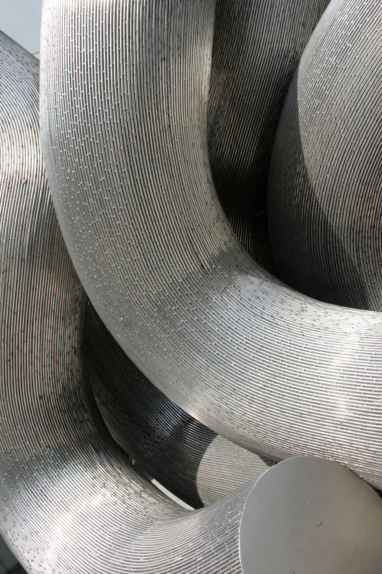 Canon EOS 20D sample photo. Sculpture, plastic, steel-plastic photography