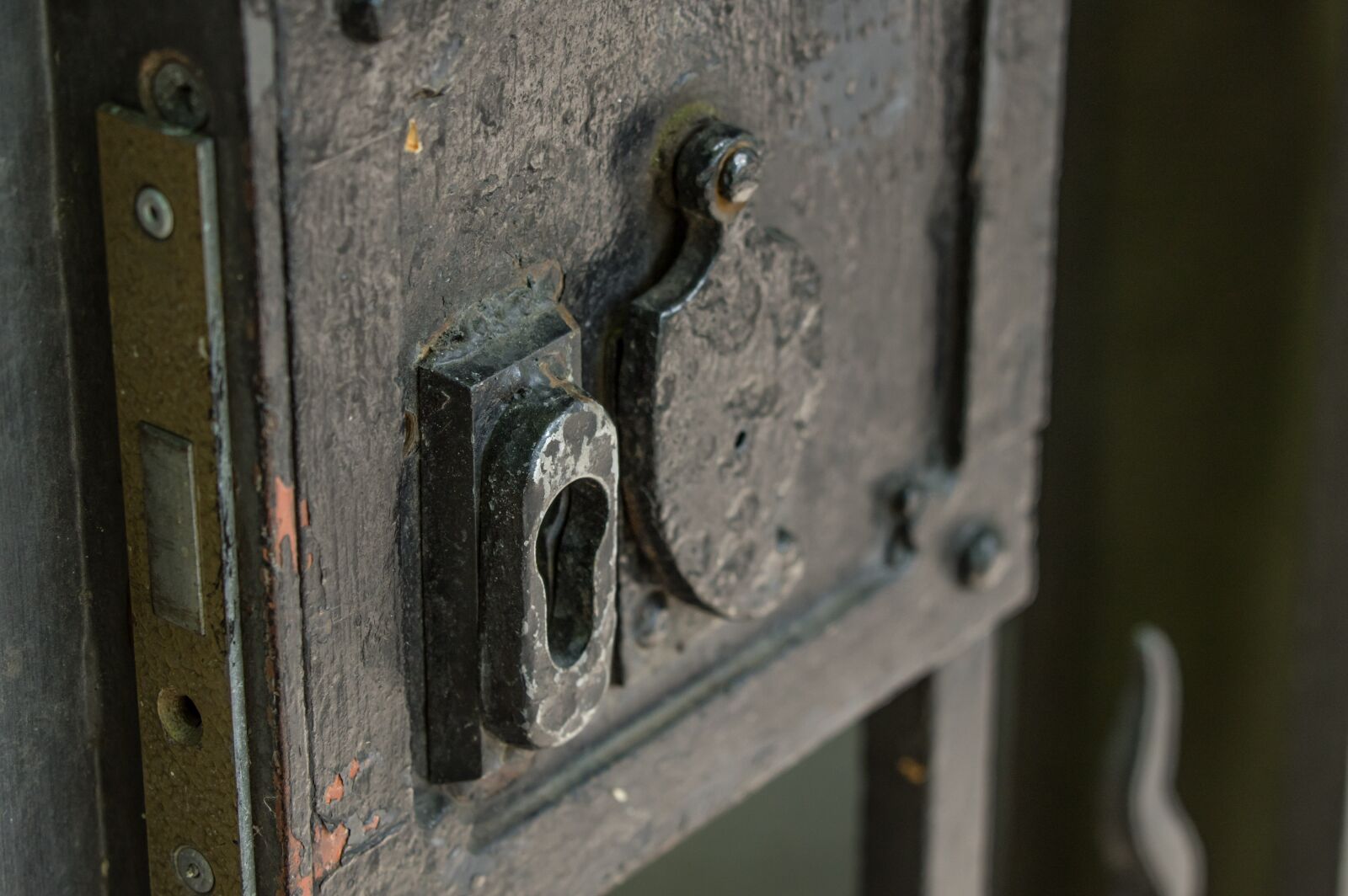 Pentax K-3 sample photo. Door, door lock, close photography