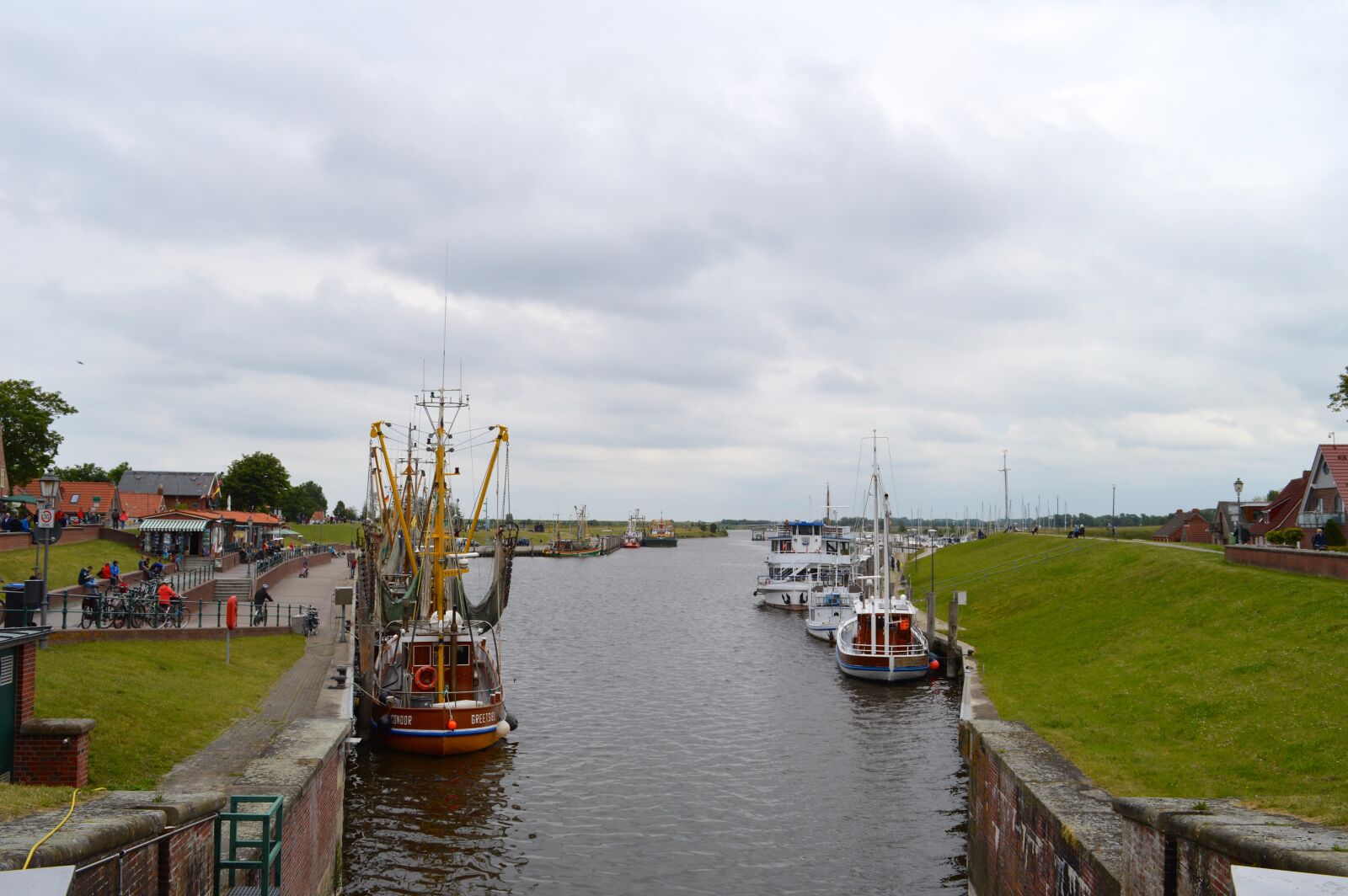 Nikon D3200 sample photo. Port, ship, cutter photography
