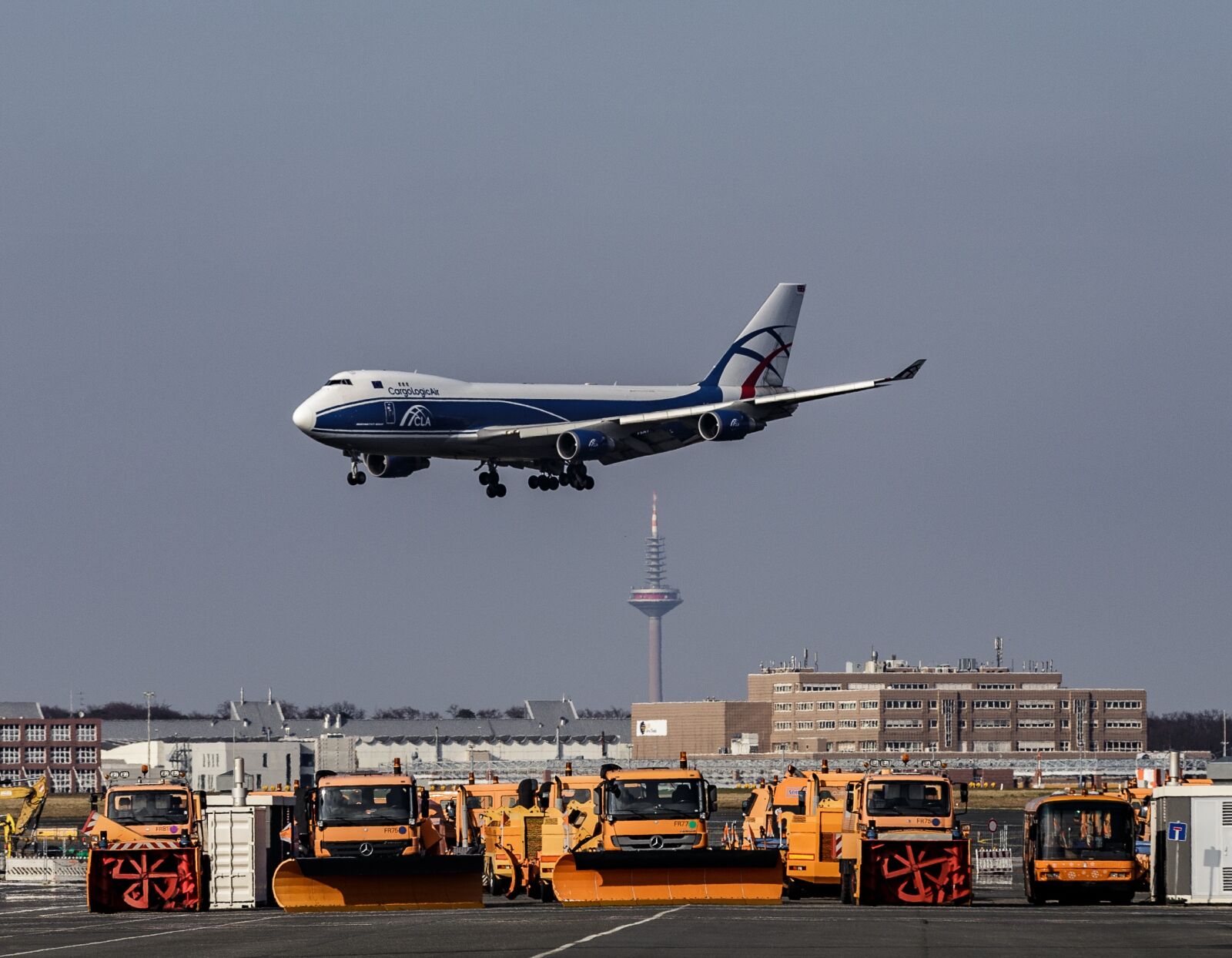 Canon EOS 6D sample photo. Aircraft, transport system, airport photography