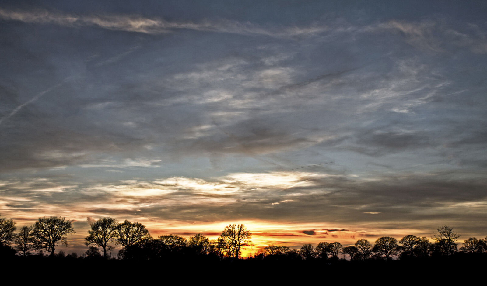 Canon EOS 1100D (EOS Rebel T3 / EOS Kiss X50) sample photo. Landscape, silhouette, sunset photography