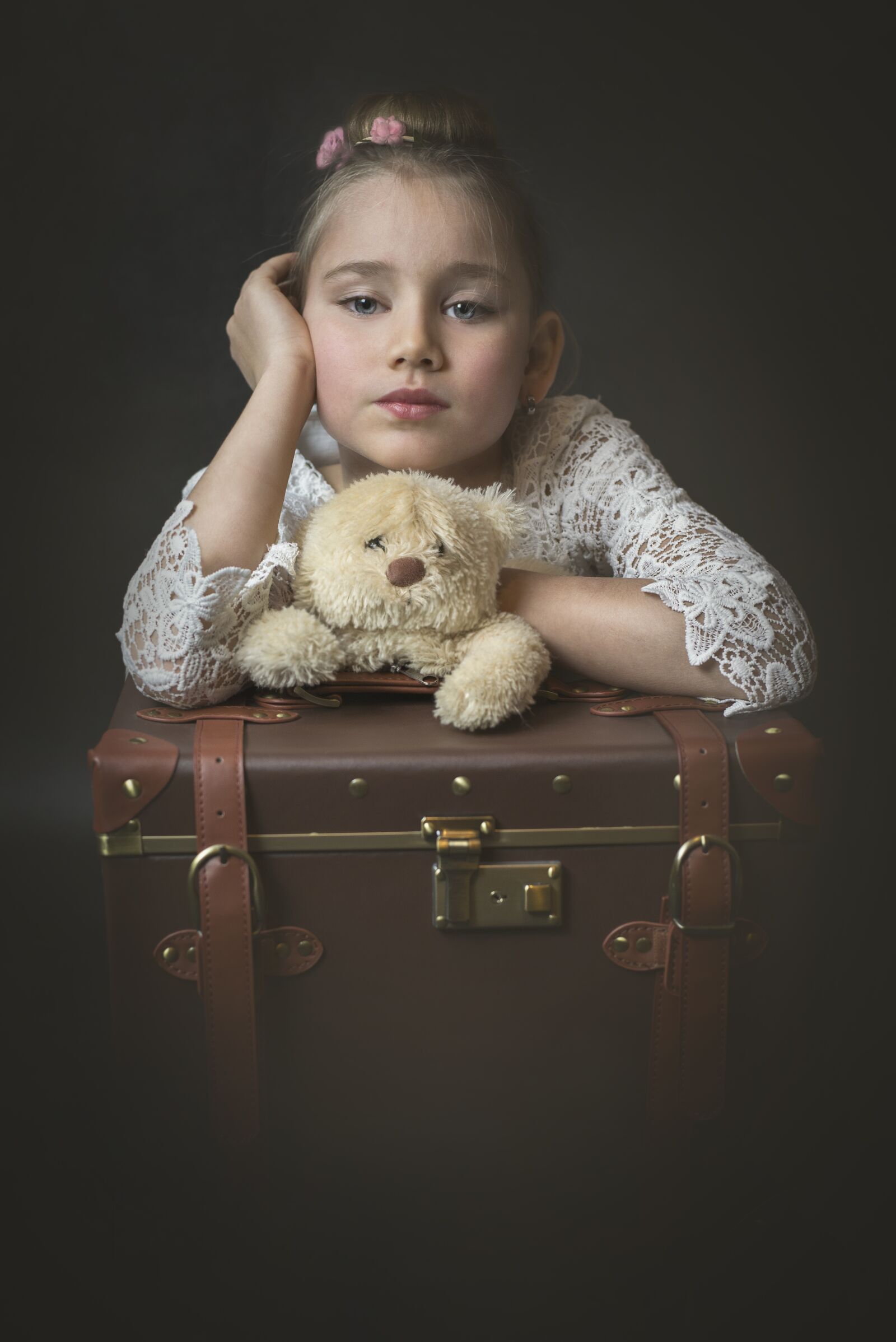 Nikon D800E sample photo. Girl, childhood, teddy bear photography
